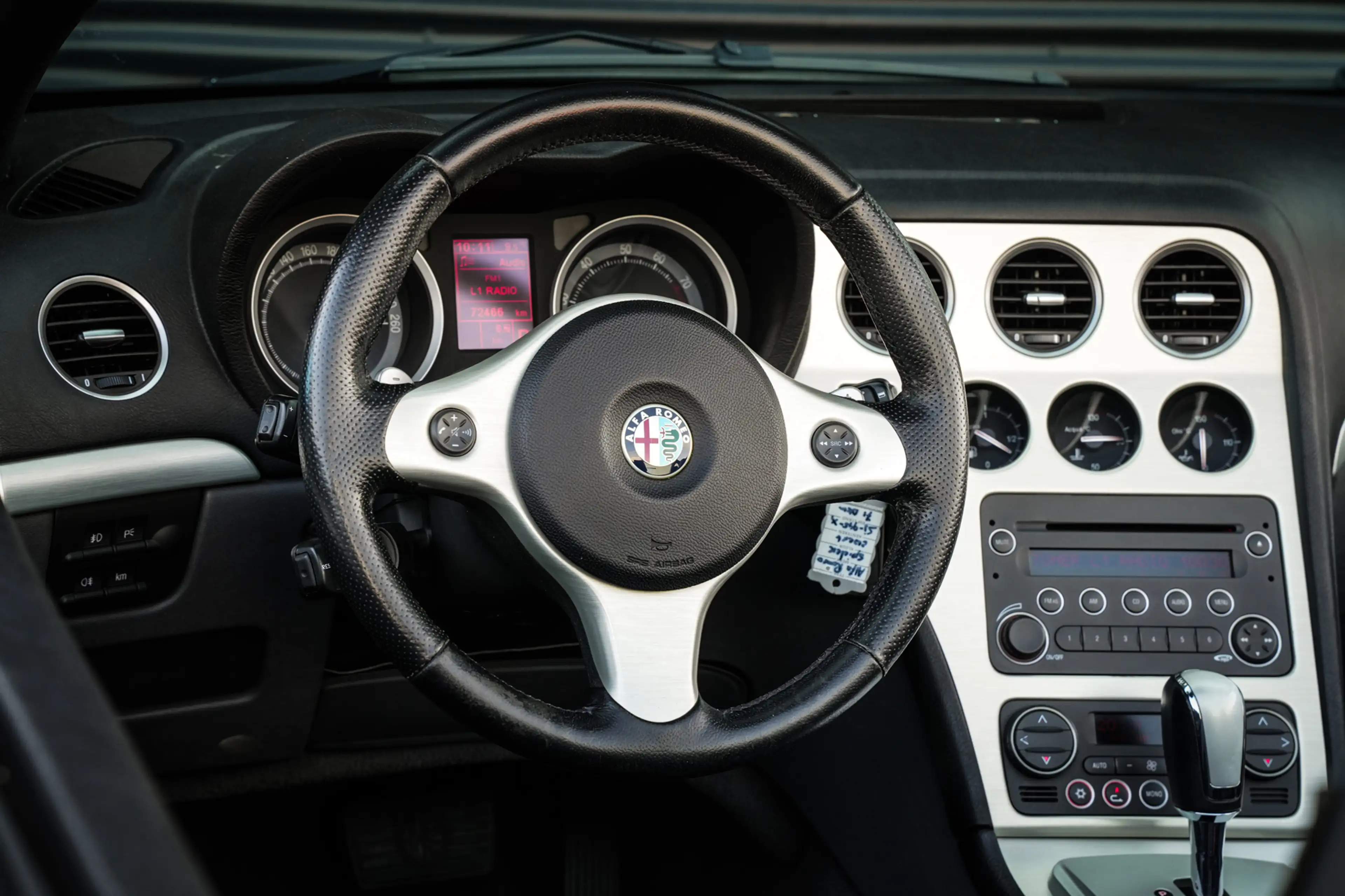 Alfa Romeo Spider 3.2 JTS Q4 Exclusive | Clima | Leder | Cruise | Xe — photo 8