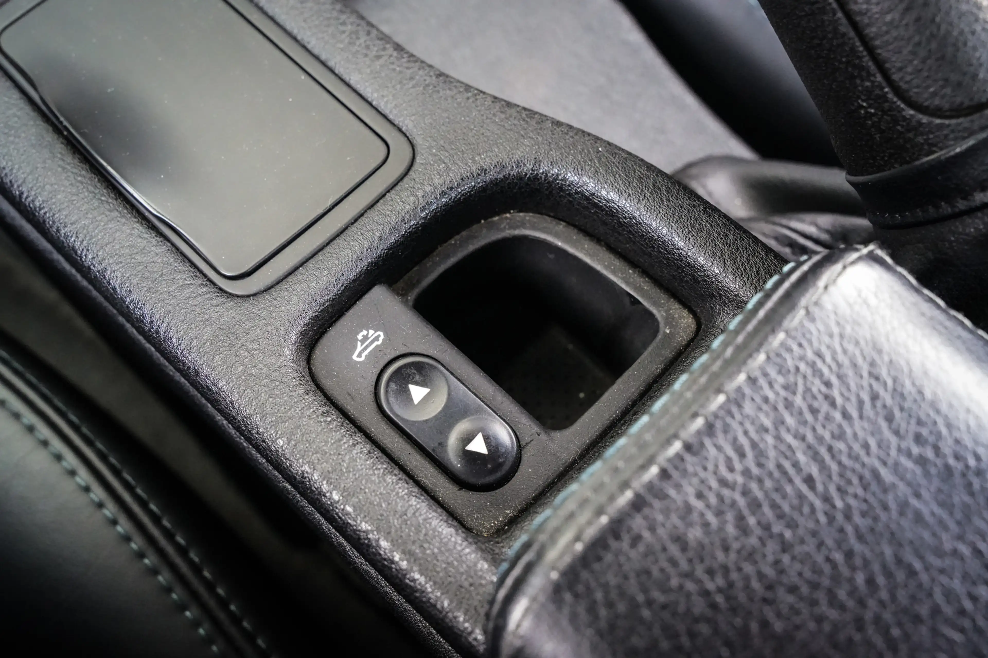 Alfa Romeo Spider 3.2 JTS Q4 Exclusive | Clima | Leder | Cruise | Xe — photo 23