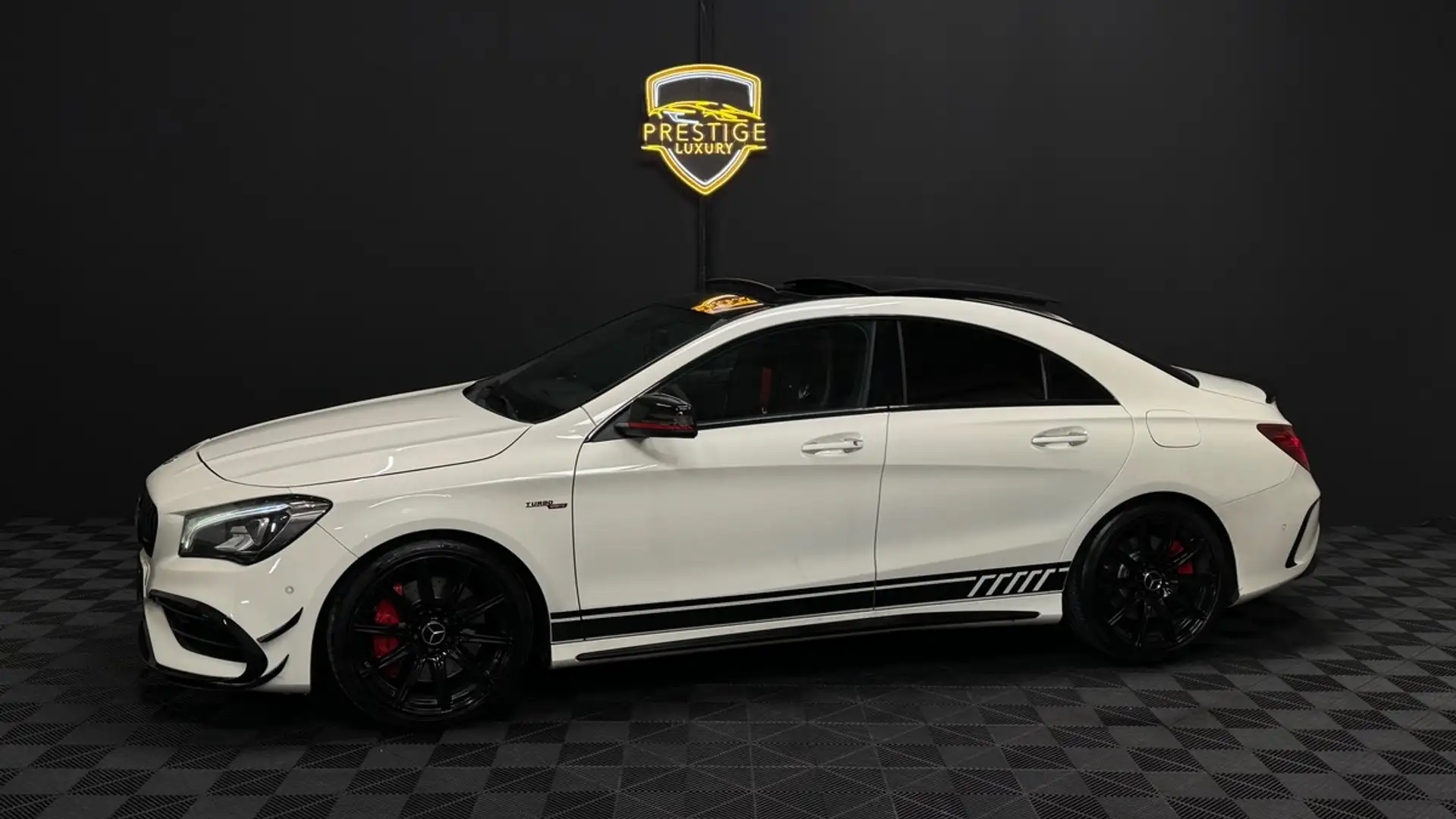 Mercedes-Benz CLA 45 AMG 45 AMG 4MATIC SPEEDSHIFT Weiß - 1