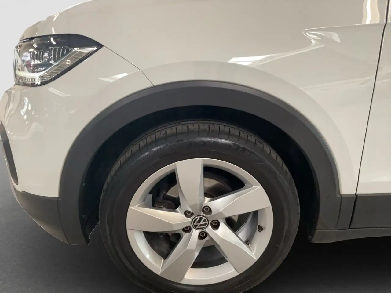 Volkswagen T-Cross Style 17