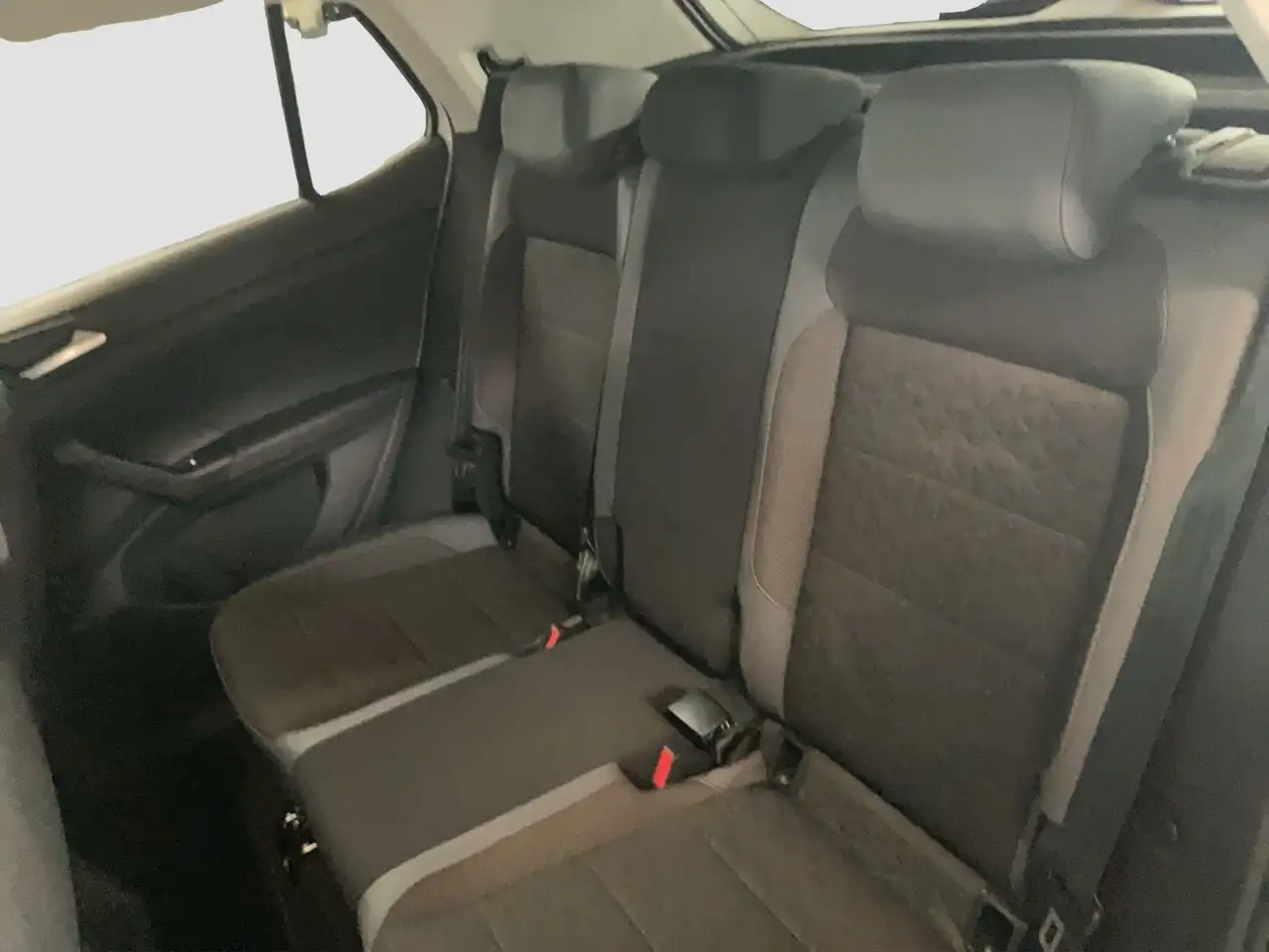 Volkswagen T-Cross Style 15