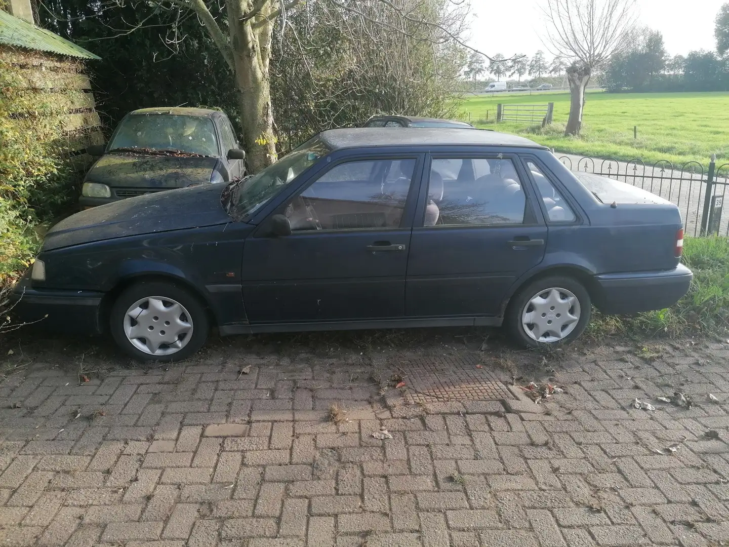 Volvo 440 2.0i Luxury-Line Blauw - 1