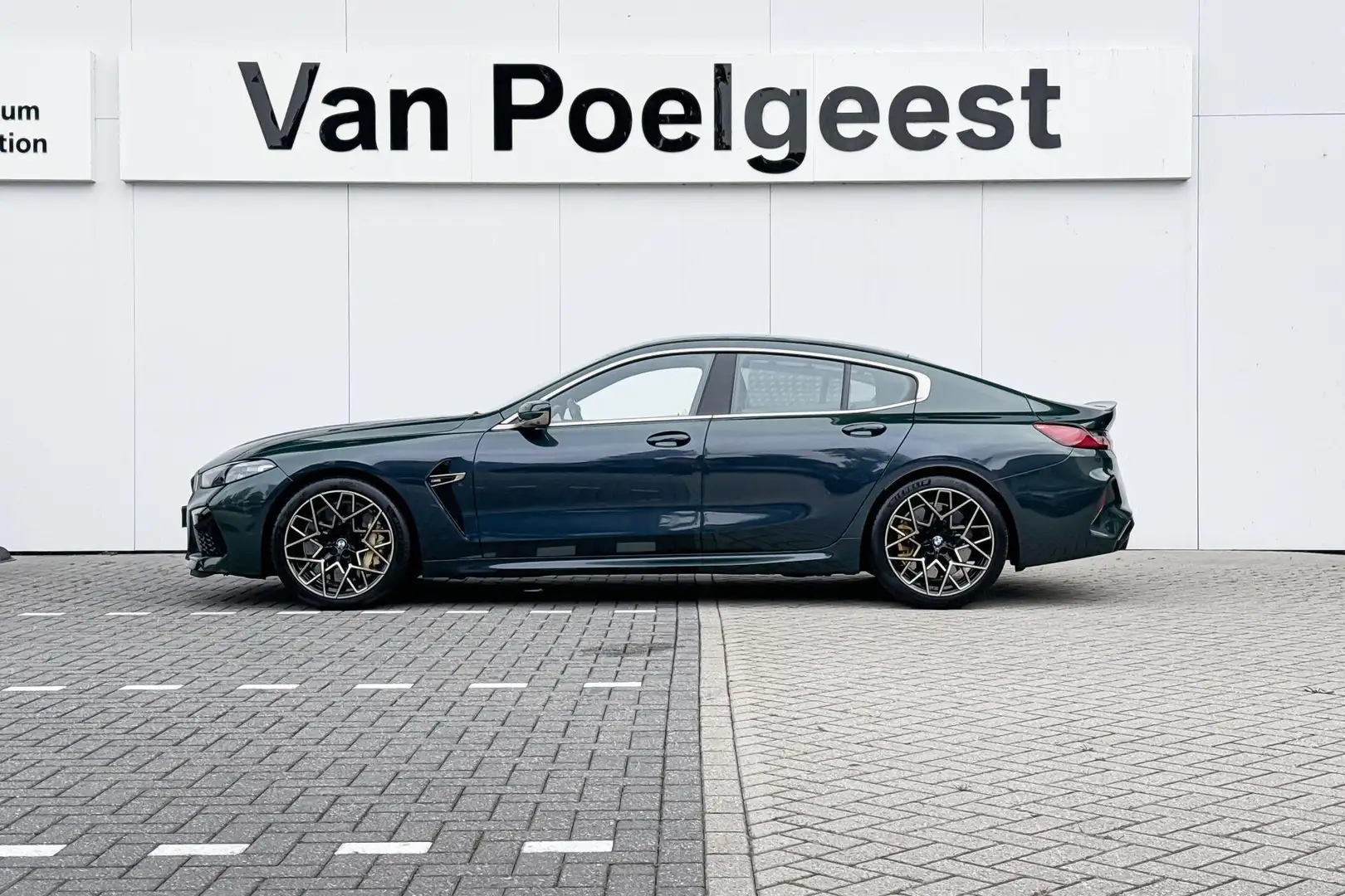 BMW M8 Gran Coupe Competition First Edition Vert - 2