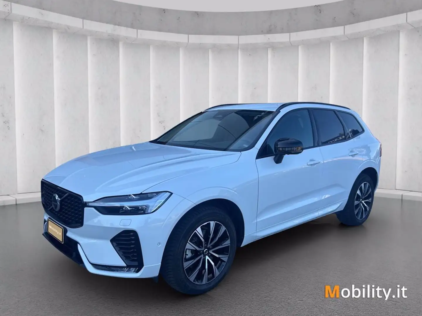 Volvo XC60 2.0 b4 Plus Dark auto Blanc - 1