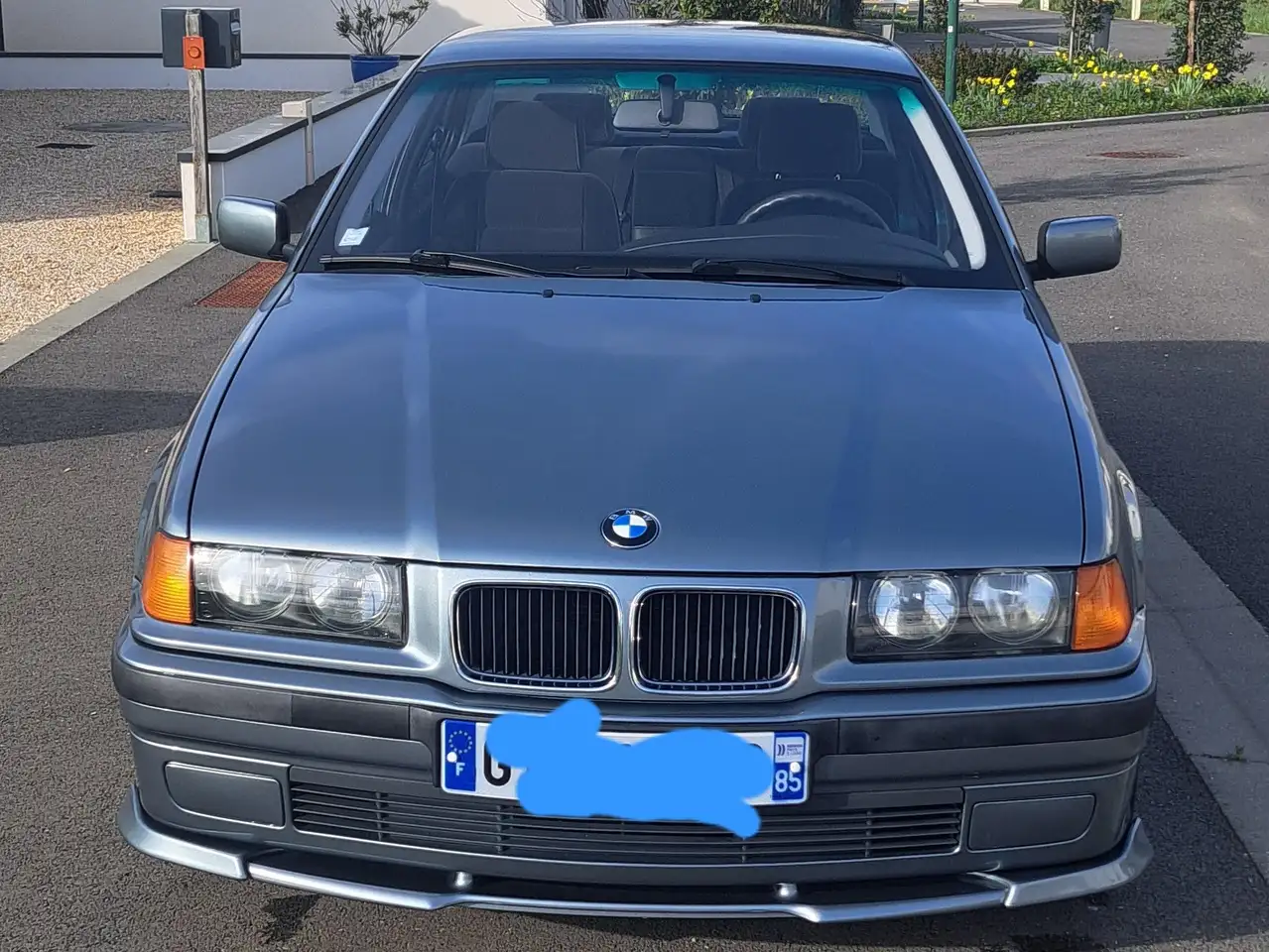 BMW 320i, foto 3