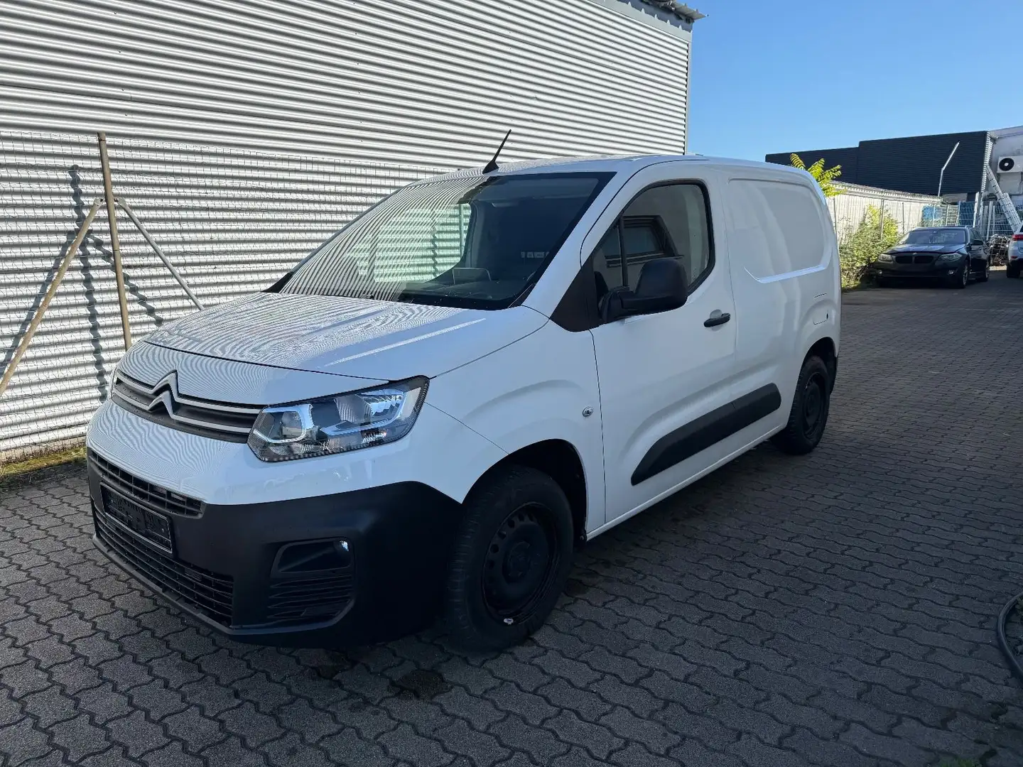 Citroen Berlingo Kasten Club M/L1 KLIMA EURO 6, 3 SITZER Weiß - 1