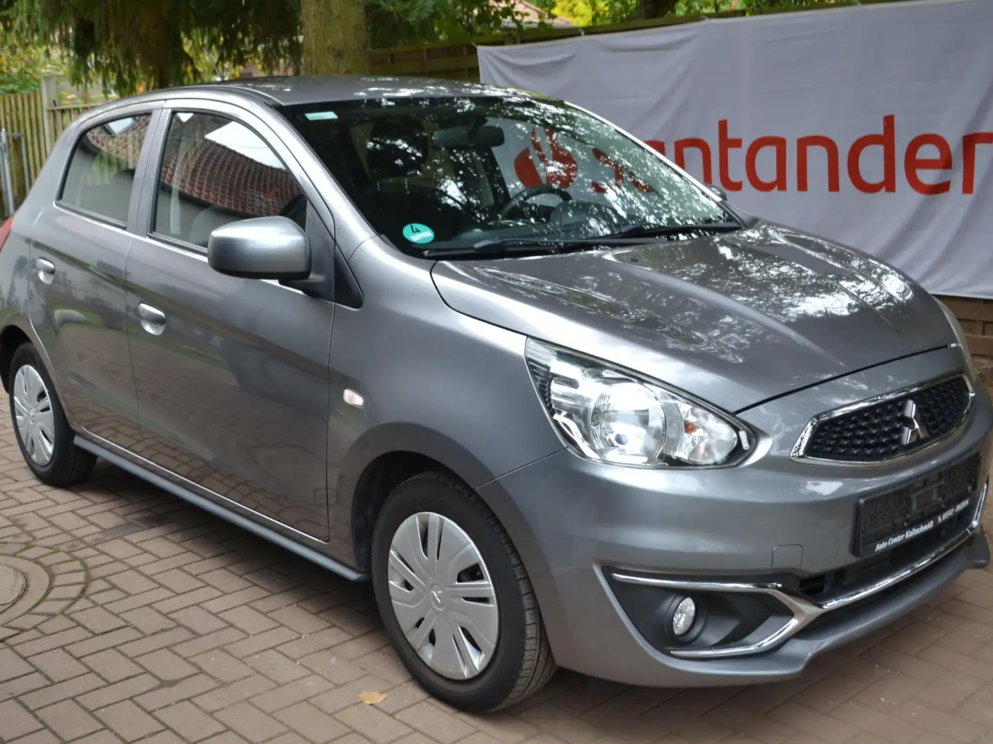 Mitsubishi Space Star "Diamant Edition" TÜV-NEU, 1.Besitz! 23Tkm ! Grau - 1