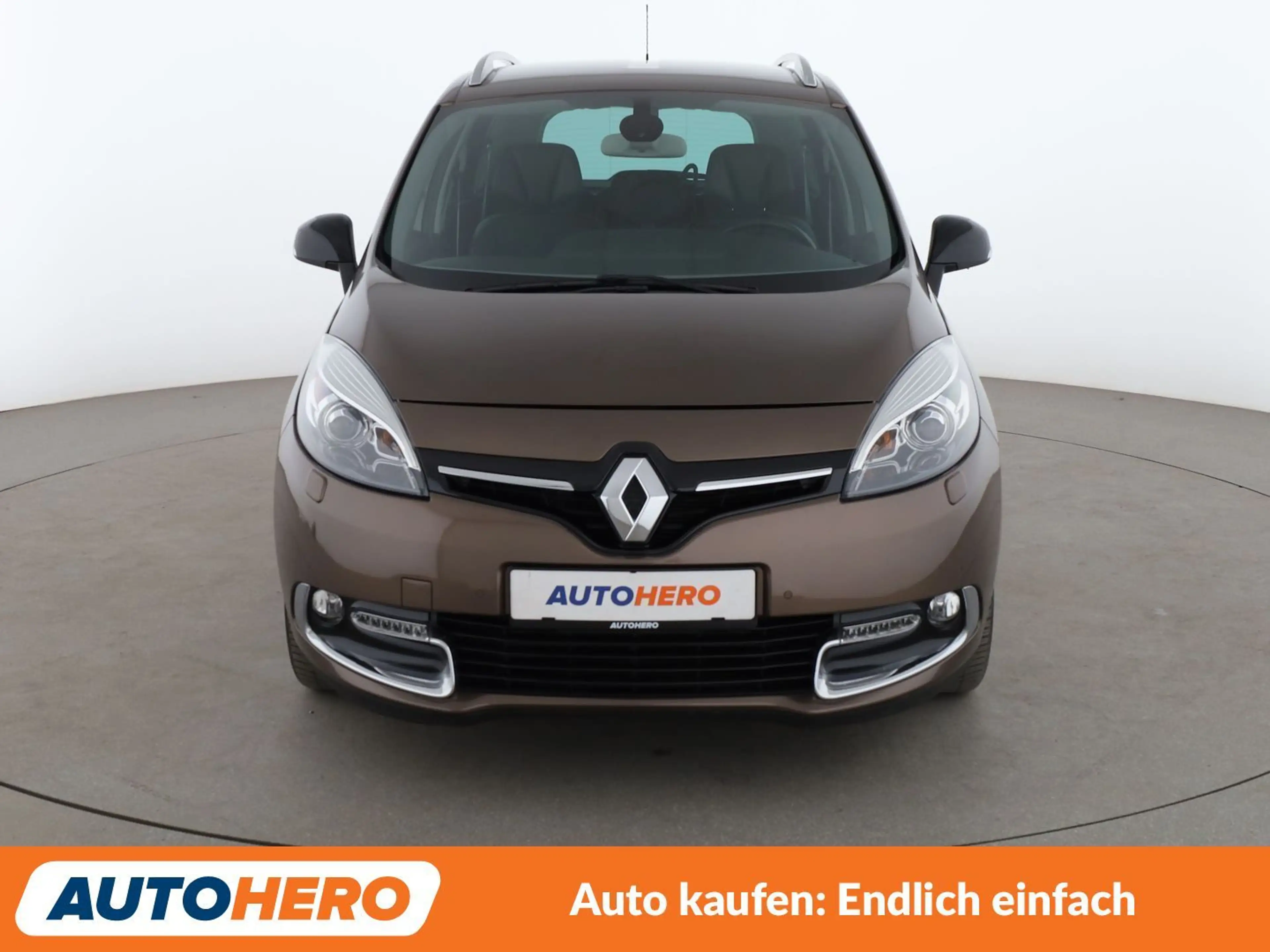 Renault Grand Scenic 2.0 dCi BOSE Edition *NAV*TEMPO*CAM*PDC*SHZ*AHK* — photo 9