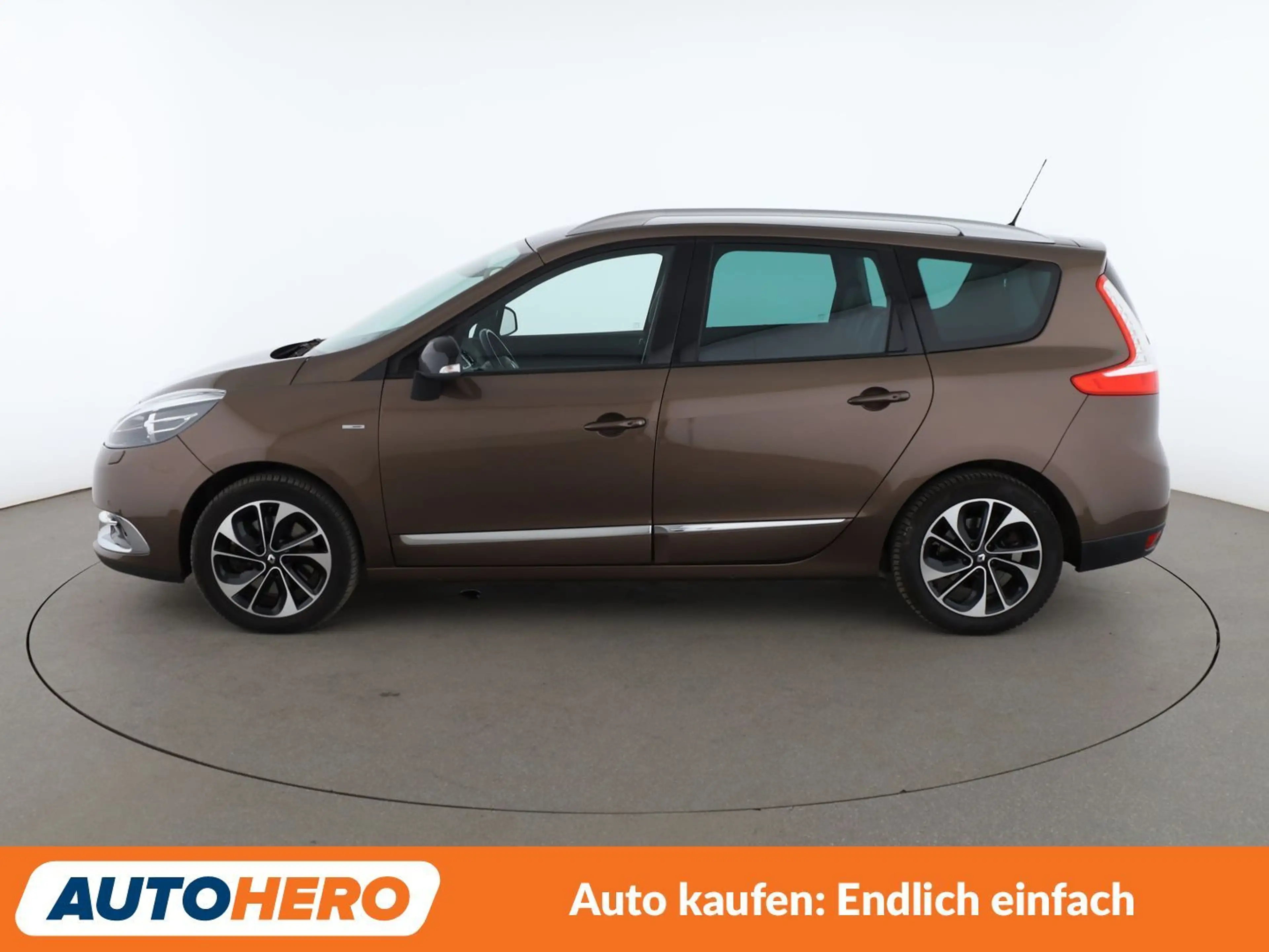 Renault Grand Scenic 2.0 dCi BOSE Edition *NAV*TEMPO*CAM*PDC*SHZ*AHK* — photo 3