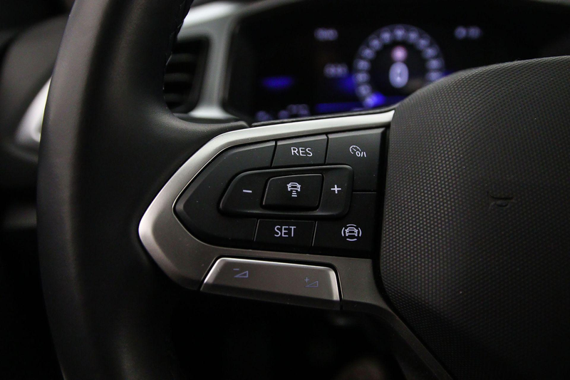 Volkswagen T-Roc Life Edition 1.0 TSI 115pk Adaptive cruise control — photo 15