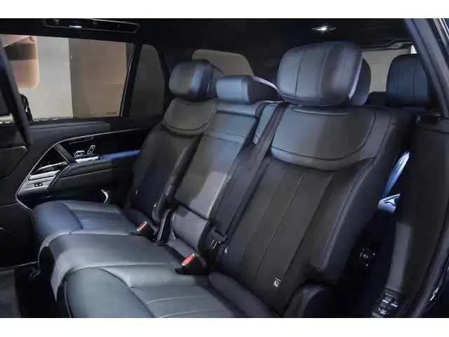 Land Rover Range Rover view 11