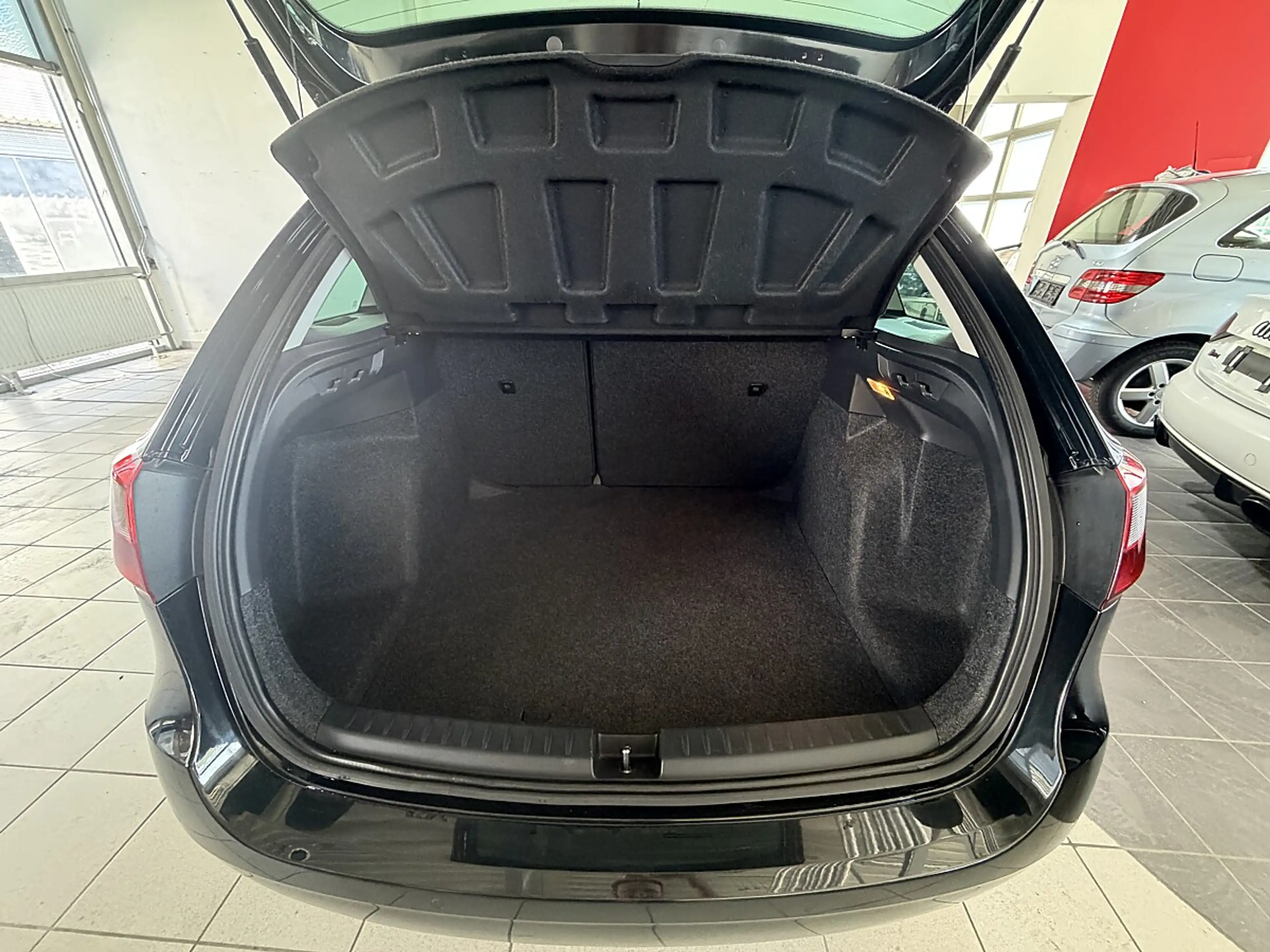 SEAT Ibiza ST Chili&Style 1,2 TSI 4 Zylinder — photo 13