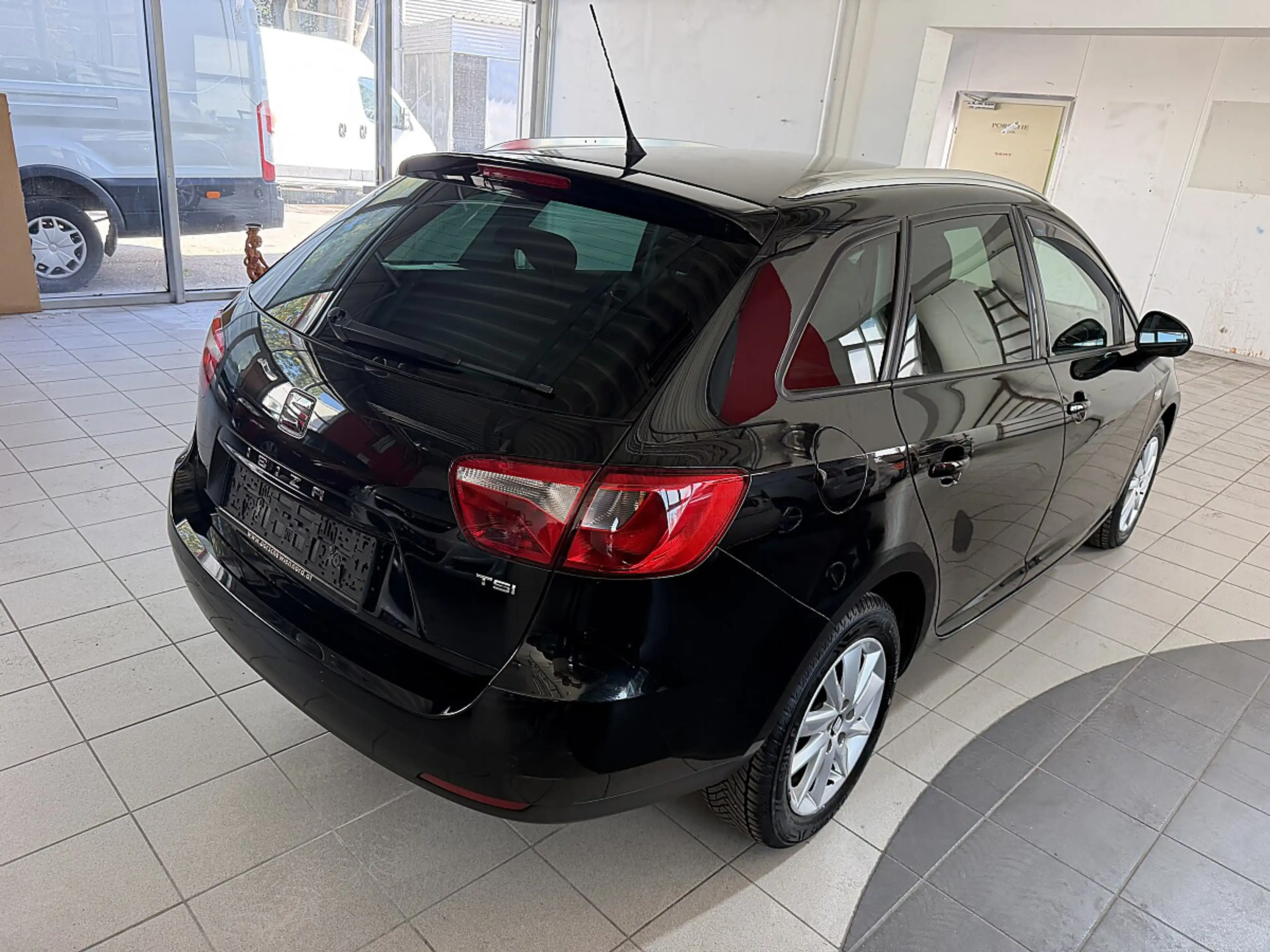SEAT Ibiza ST Chili&Style 1,2 TSI 4 Zylinder — photo 12