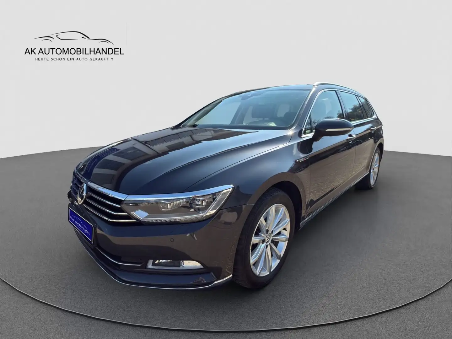 Volkswagen Passat Variant PassatVariantHighline4Motion*Alcan*Kam*HEUP*AHK* Grau - 1