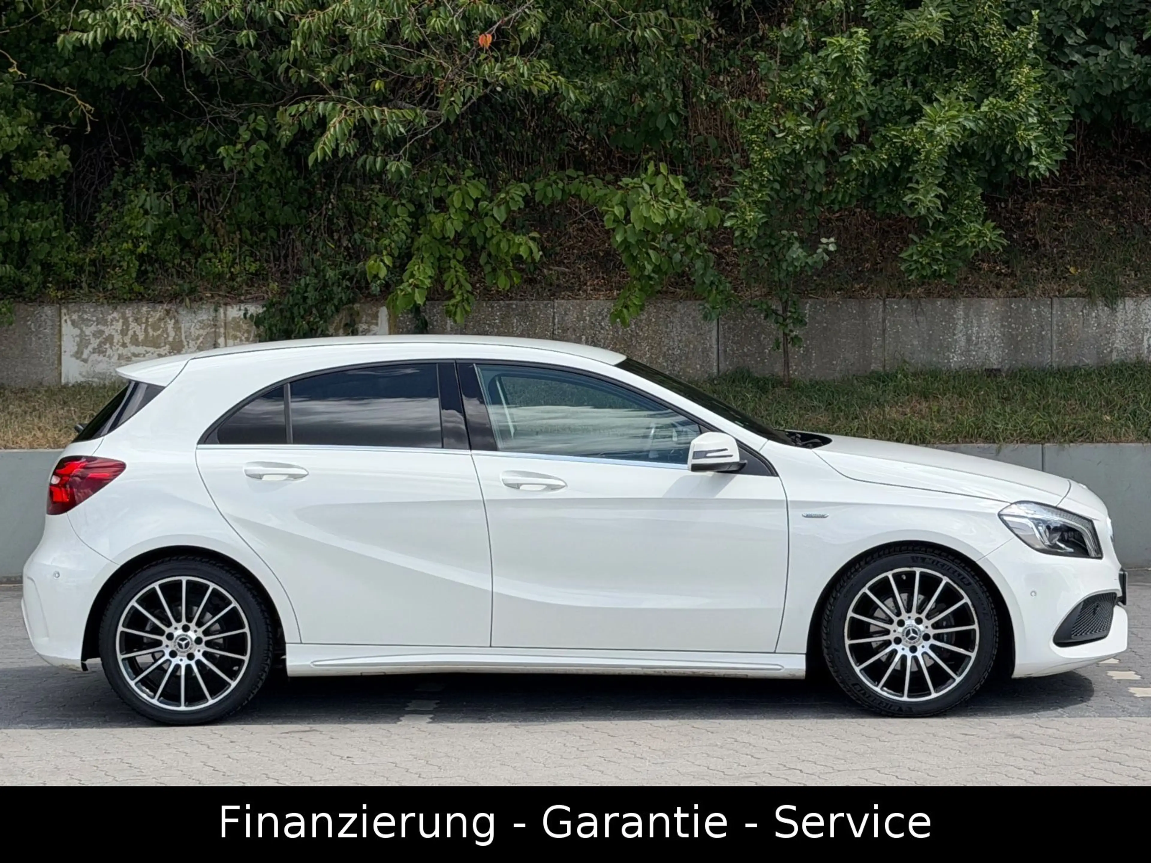 Mercedes-Benz A 180 AMG Line/SPORT/LEDER/LED/WENIG KM/KEYLESS — photo 6