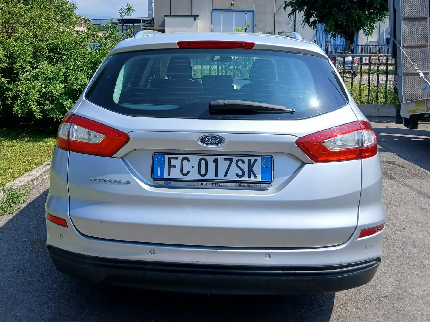 Ford Mondeo Mondeo IV 2015 SW SW 2.0 tdci Titanium Busin. s Plateado - 2