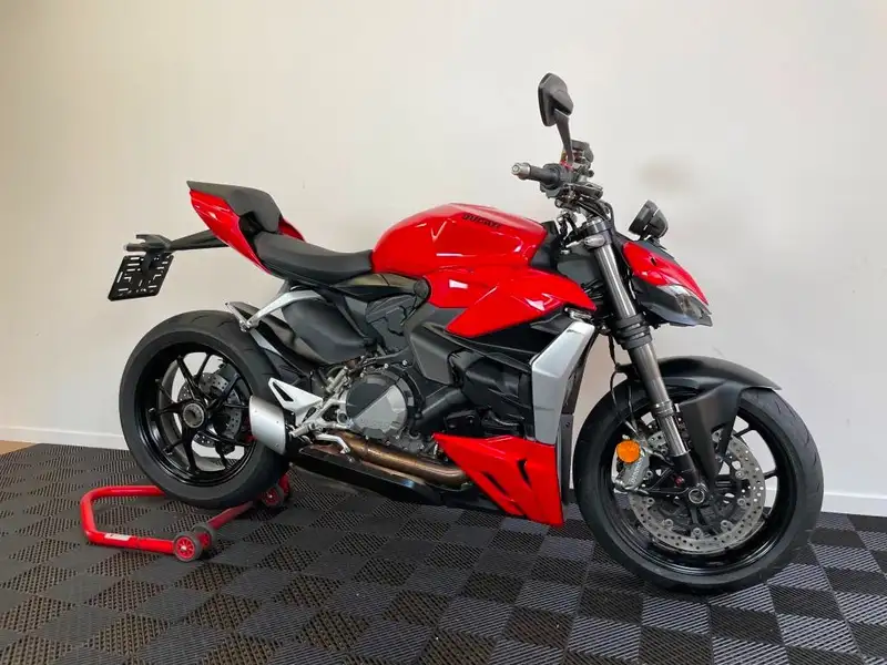 Ducati Streetfighter - foto 2