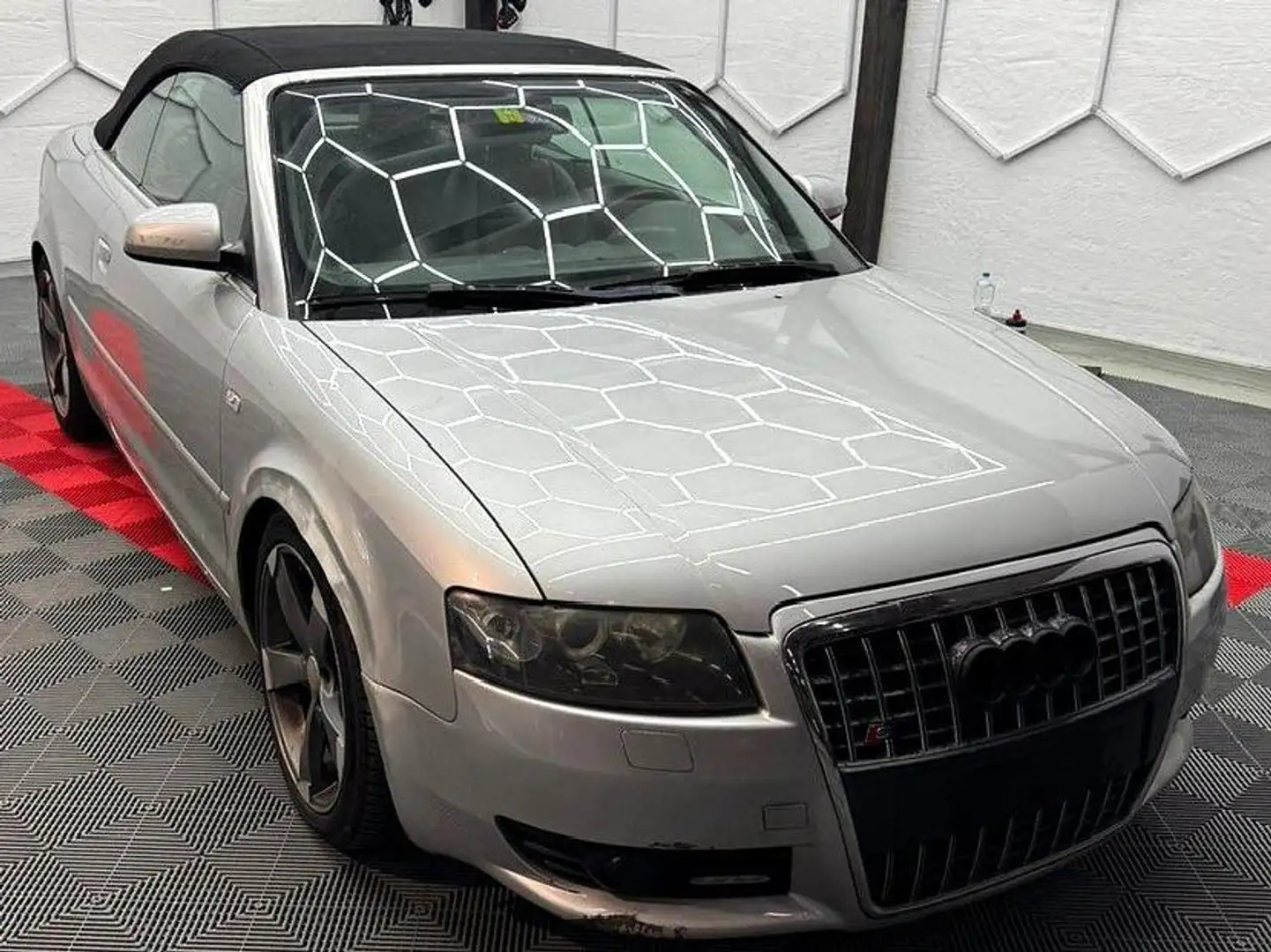 Audi A4 Cabriolet 2.4 Silber - 2