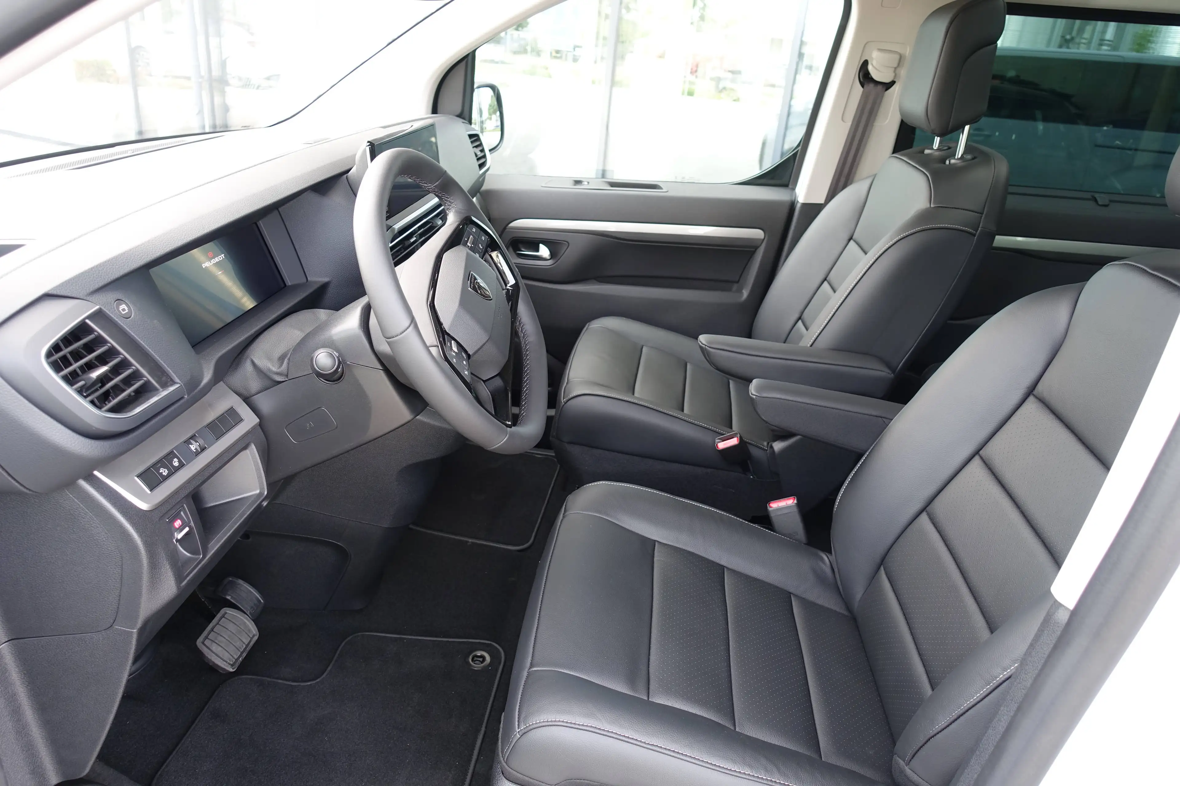 Peugeot Traveller Traveller Diesel 180 L3 2.2 Diesel 180 EAT8 Allure — photo 6