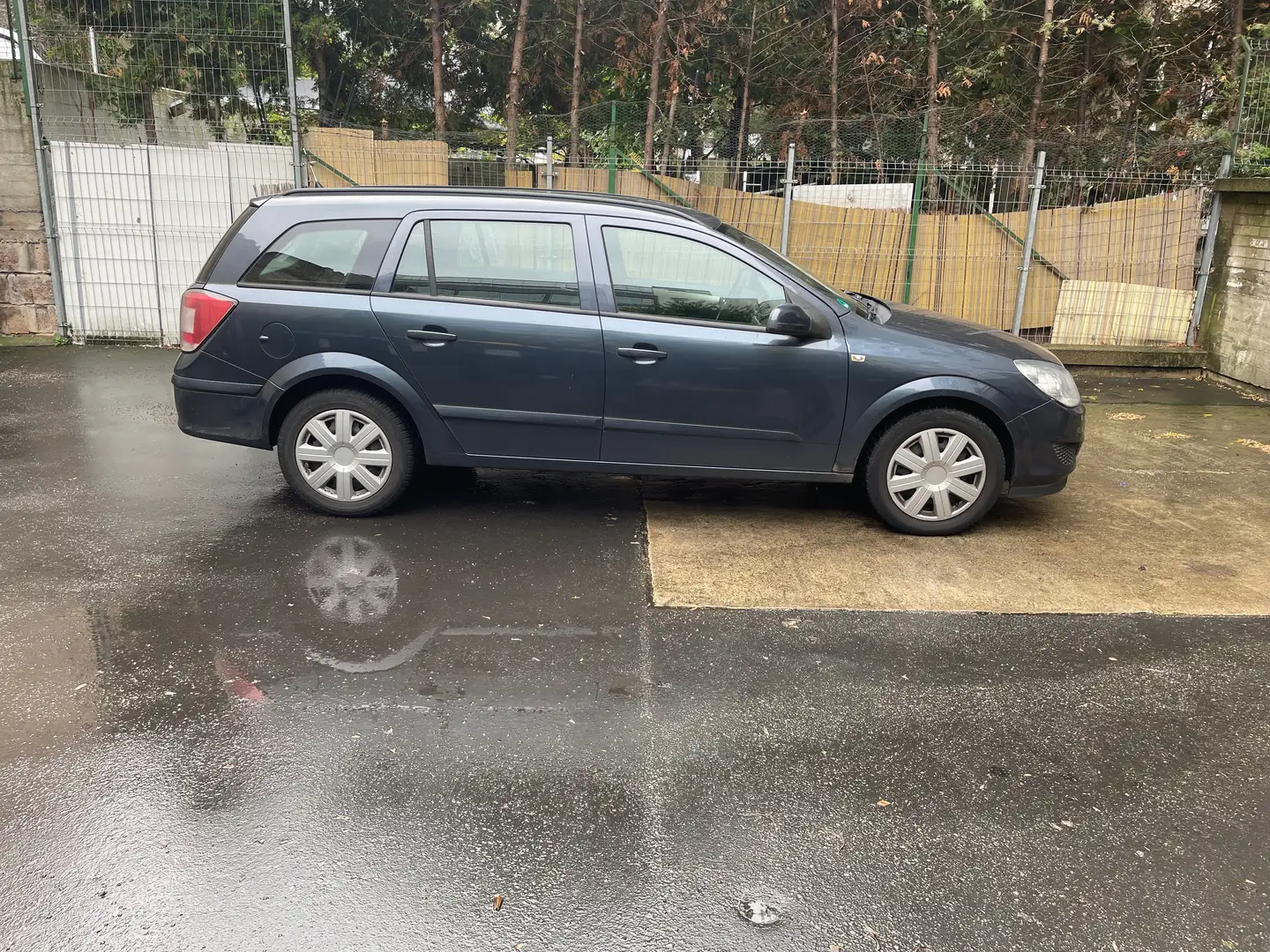 Opel Astra Grau - 2