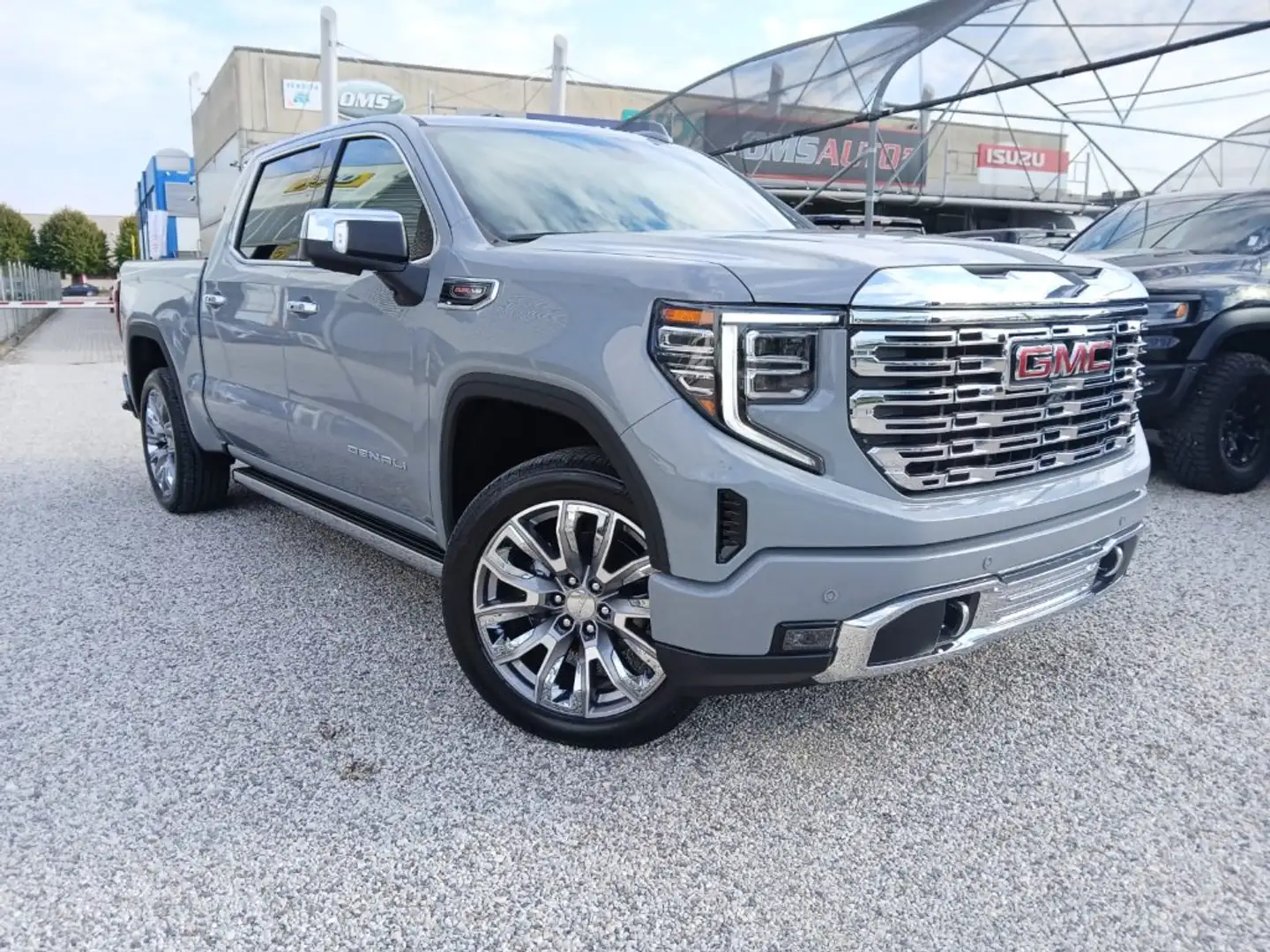 GMC Sierra 1500 4WD Crew Cab 6.2L EcoTec3 V8 DENALI - N1 Grigio - 1