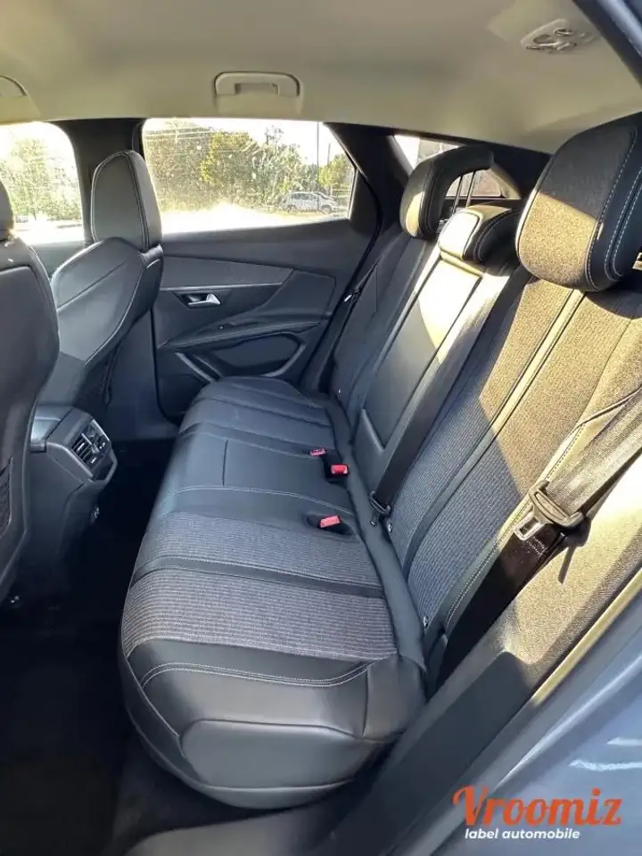Peugeot 3008 3008 Plug-In Hybrid — photo 10
