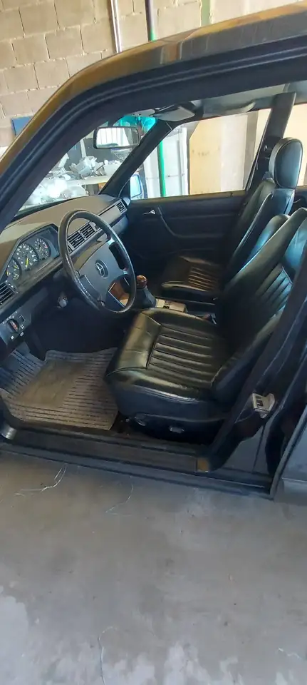 Mercedes-Benz 200 W124 200E, foto 5
