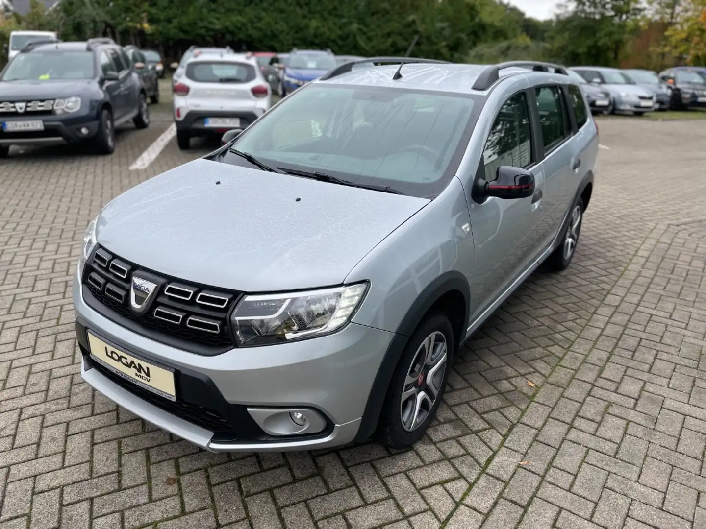 Dacia Logan MCV Stepway TCe 90 Techroad, Kamera, Sitzh., Klima Gris - 2