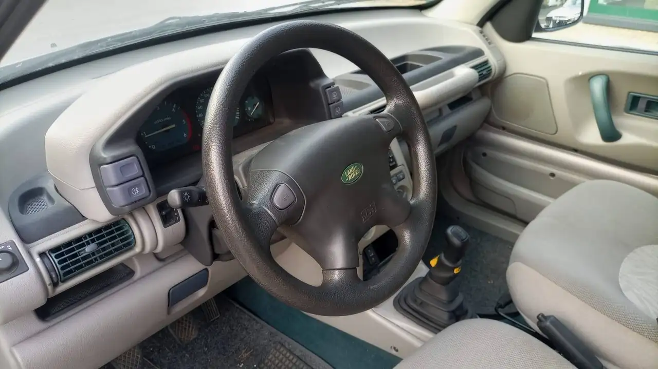 Land Rover Freelander HB 2.0 diesel, foto 9