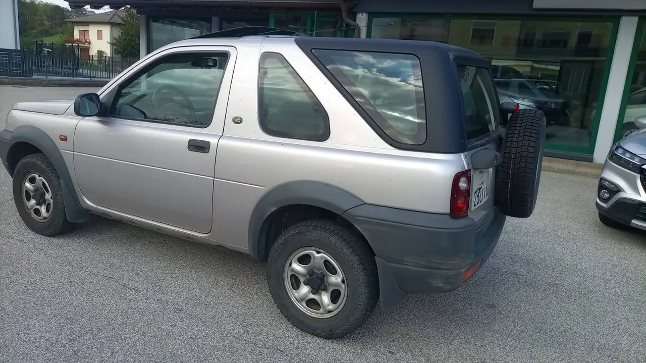 Land Rover Freelander HB 2.0 diesel, foto 3