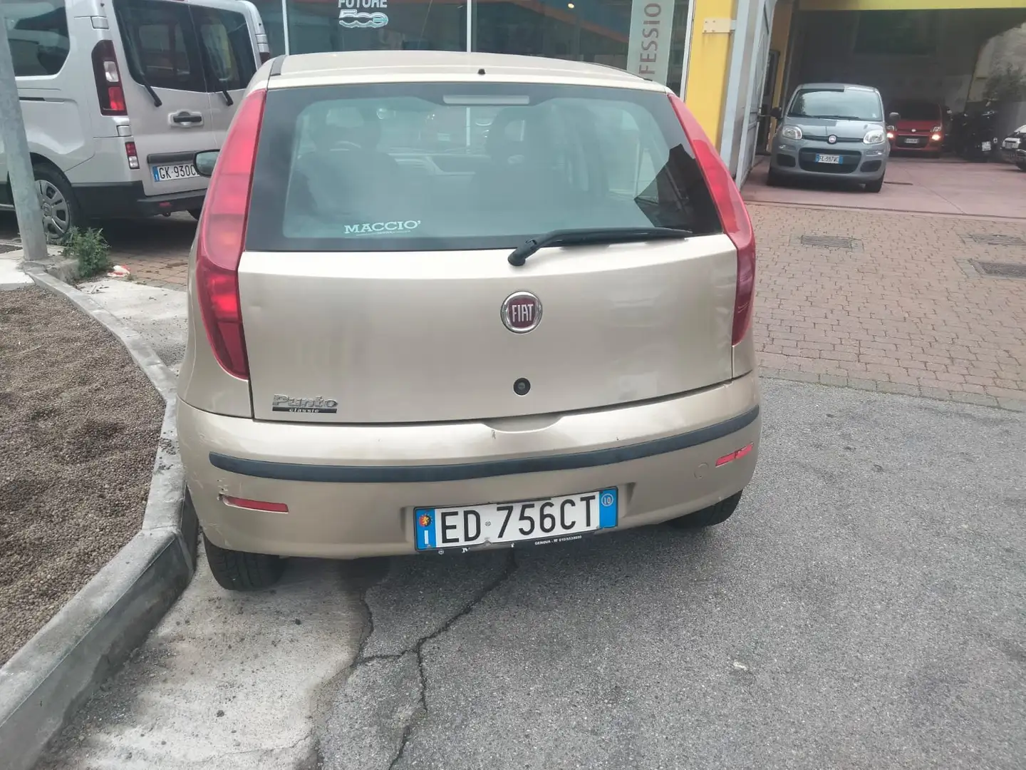 Fiat Punto Punto 5p 1.2 Classic Active Beżowy - 2
