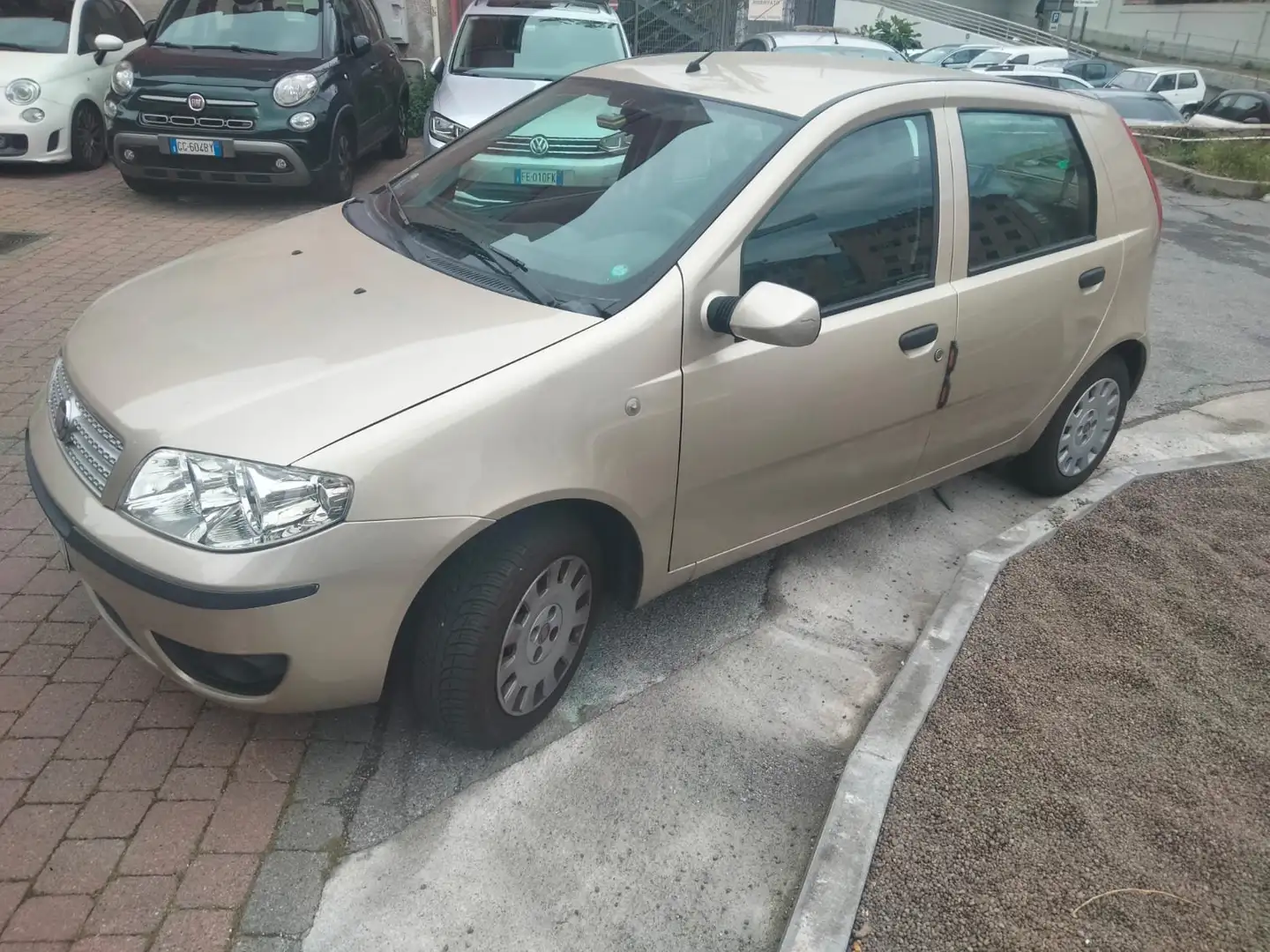 Fiat Punto Punto 5p 1.2 Classic Active Beżowy - 1