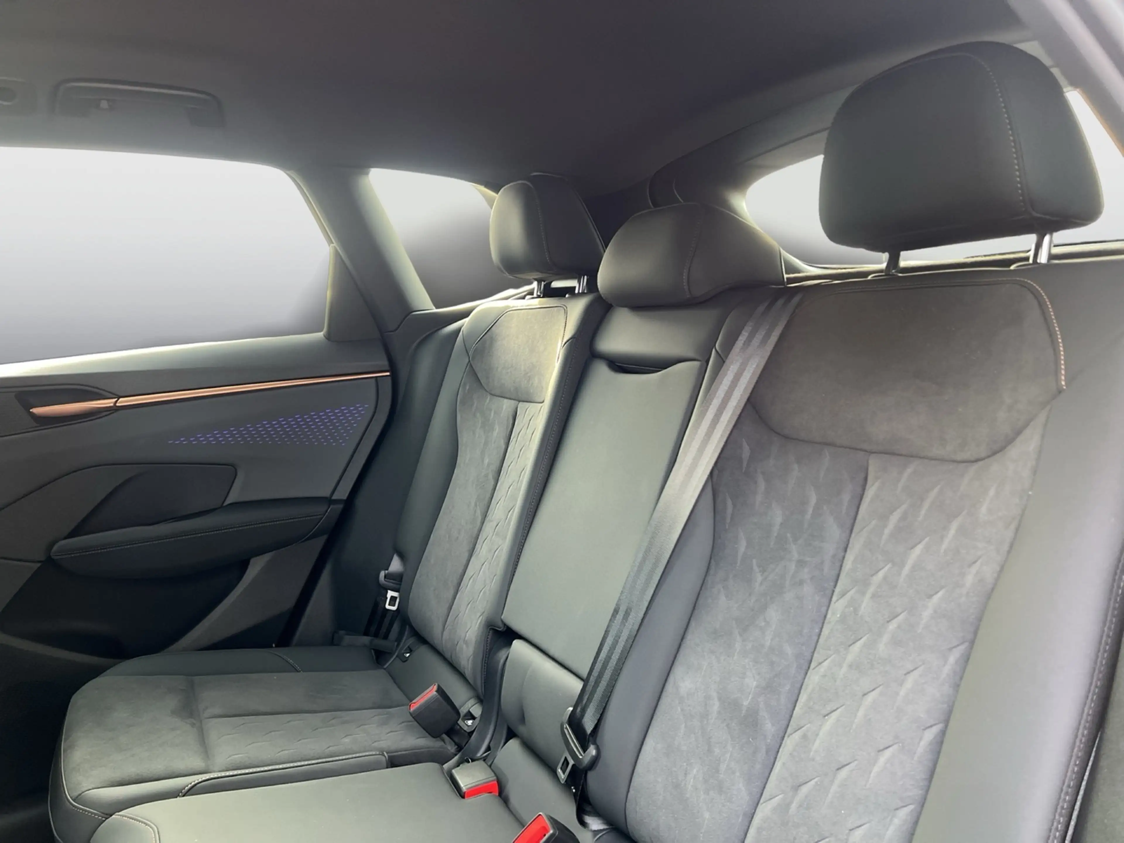 CUPRA Terramar 1.5 HYBRID 360°CAM ACC LM18 HEADUP NAVI — photo 10