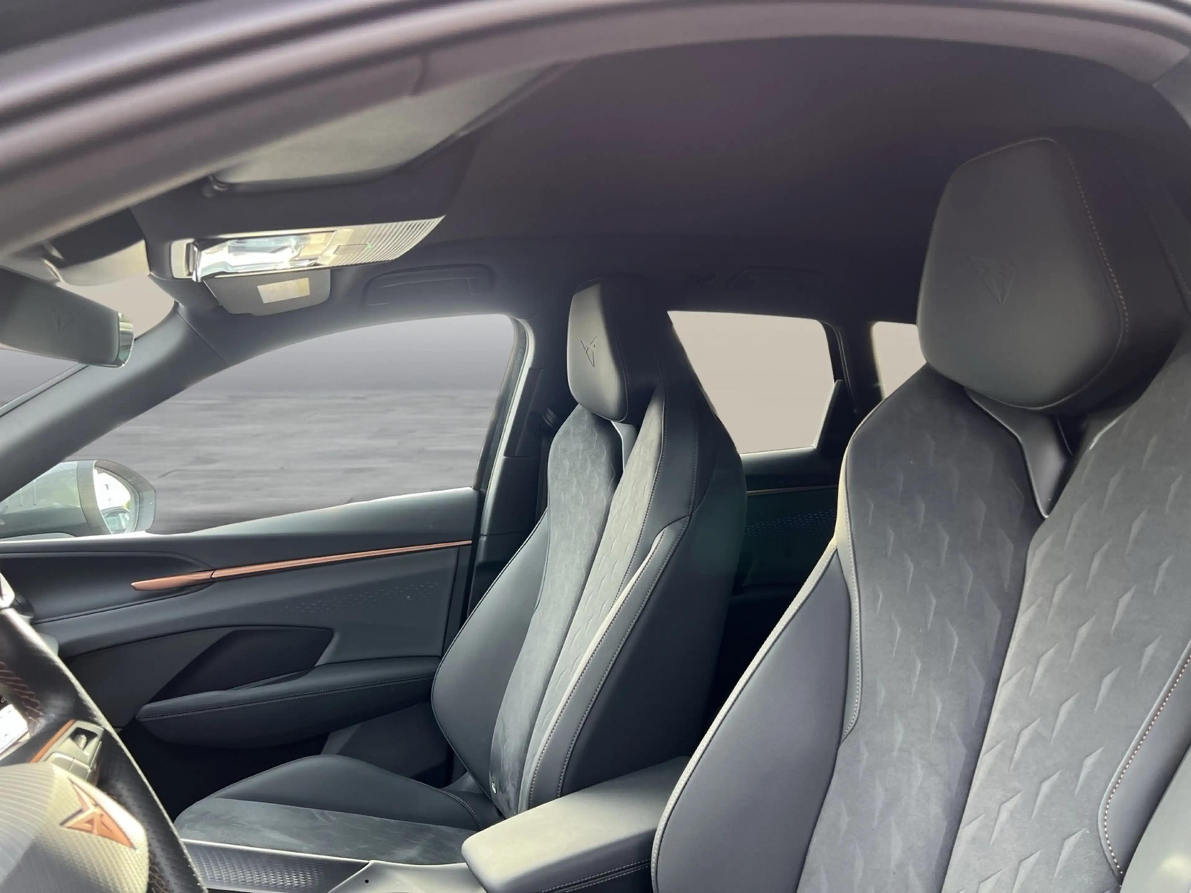 CUPRA Terramar 1.5 HYBRID 360°CAM ACC LM18 HEADUP NAVI — photo 8