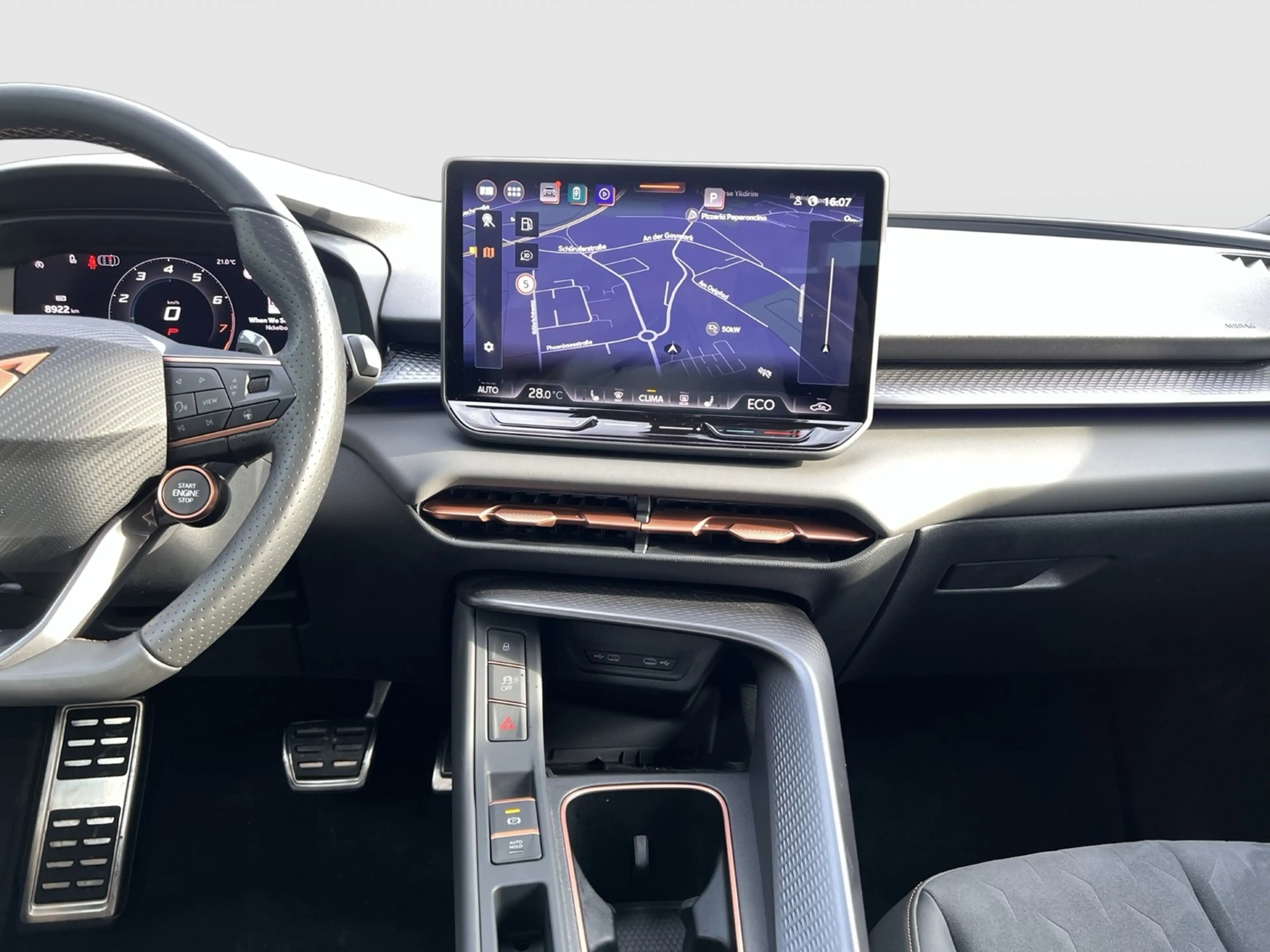 CUPRA Terramar 1.5 HYBRID 360°CAM ACC LM18 HEADUP NAVI — photo 15