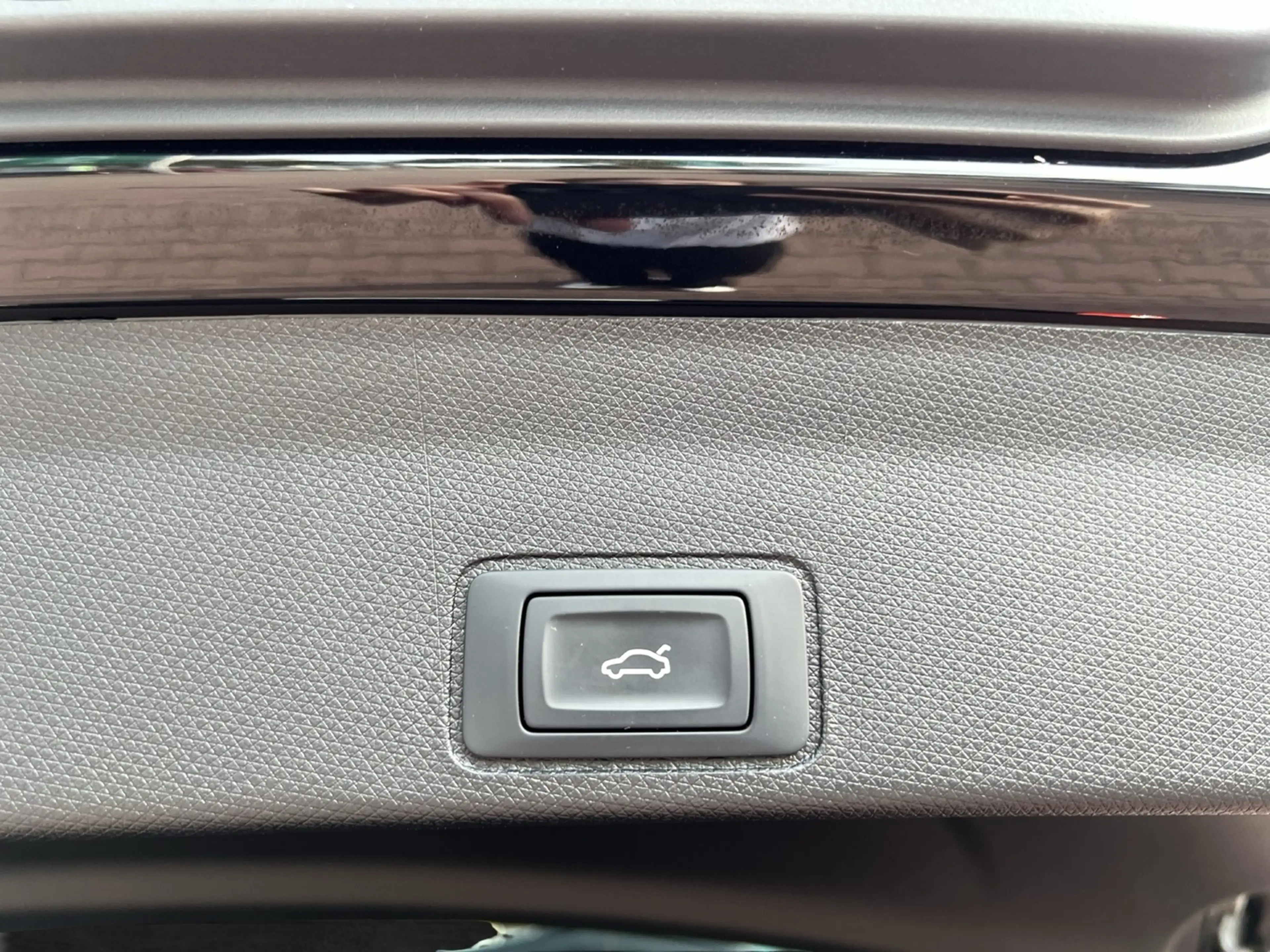 CUPRA Terramar 1.5 HYBRID 360°CAM ACC LM18 HEADUP NAVI — photo 13