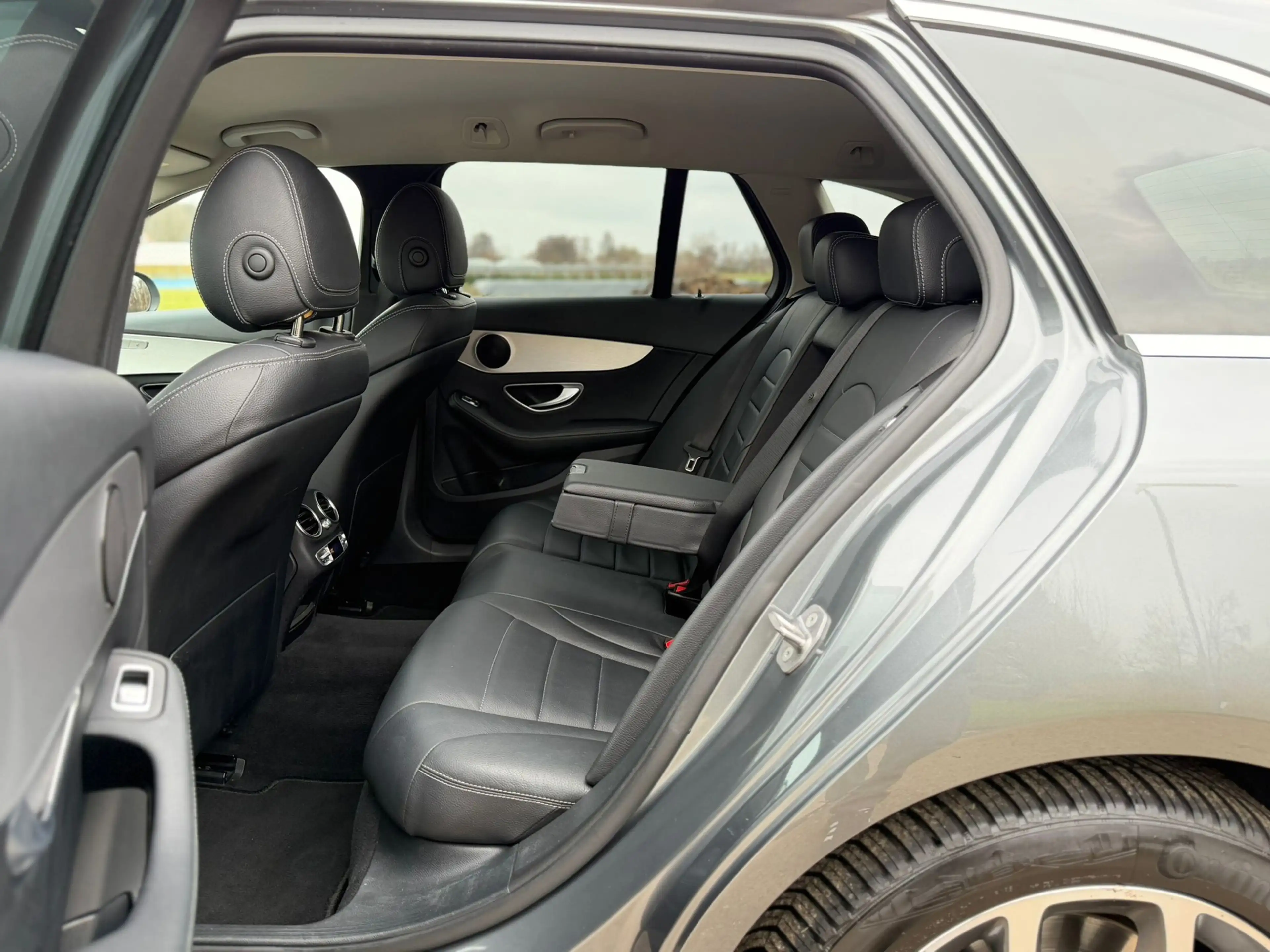 Mercedes-Benz C 350 Estate e Lease Edition Plus 17inch Cruise Control — photo 29