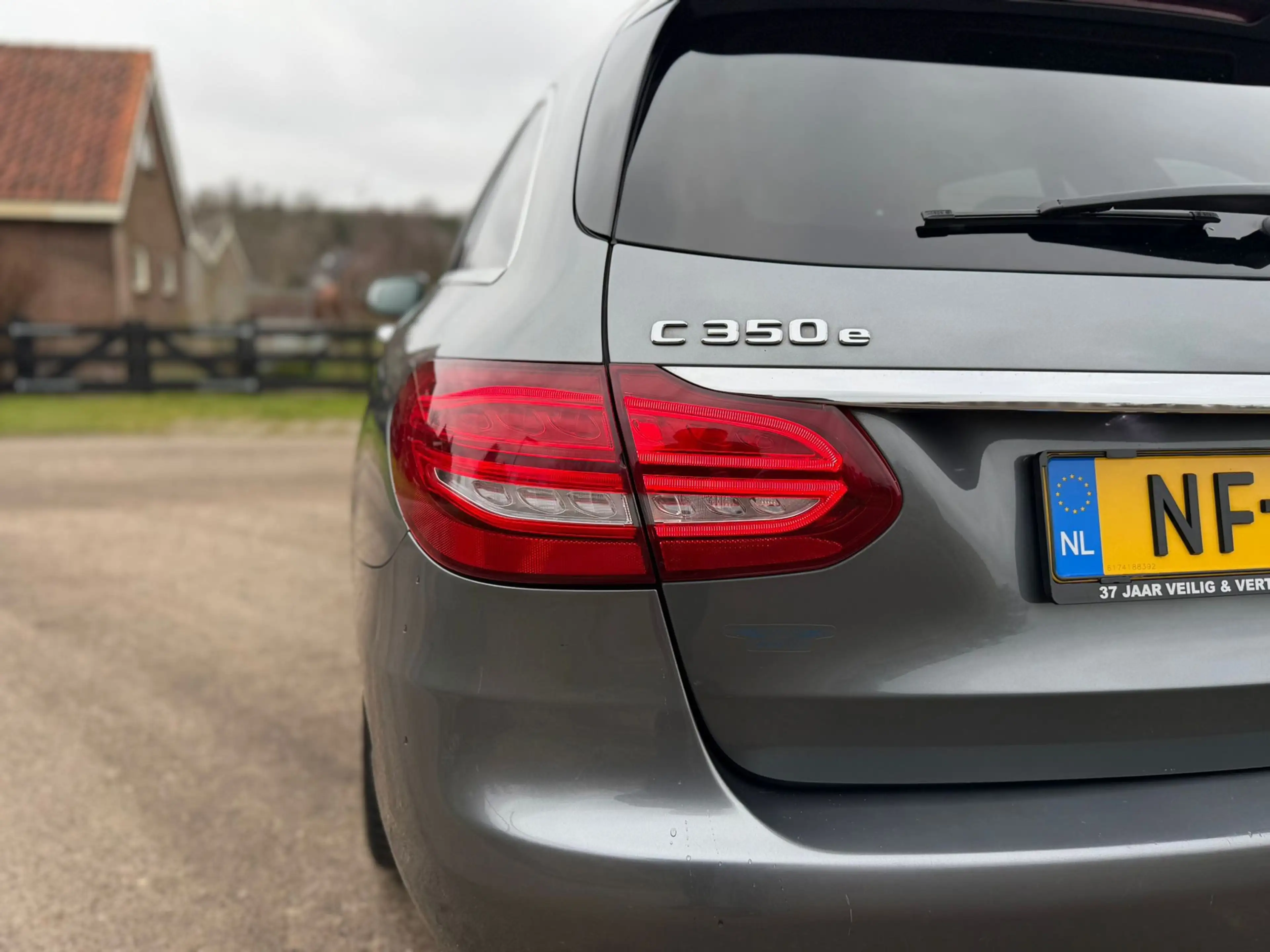 Mercedes-Benz C 350 Estate e Lease Edition Plus 17inch Cruise Control — photo 28