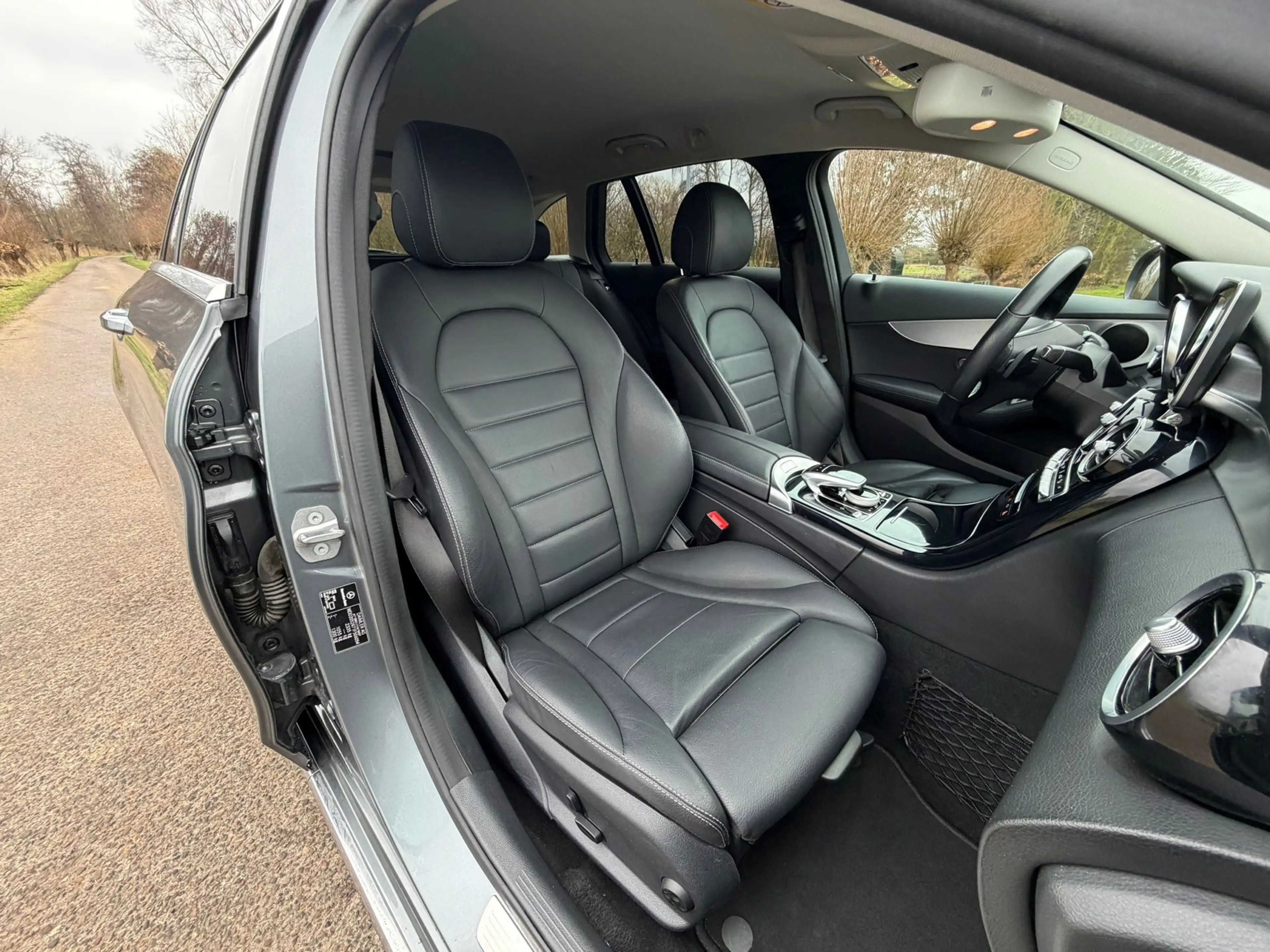 Mercedes-Benz C 350 Estate e Lease Edition Plus 17inch Cruise Control — photo 40