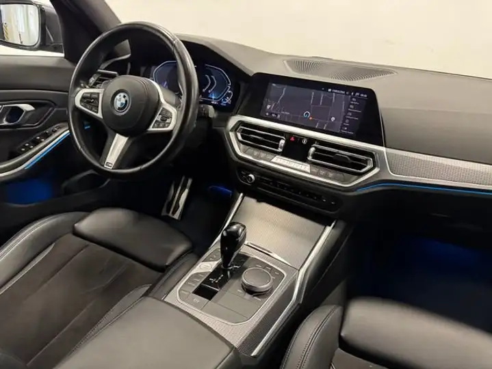 BMW Serie 3 330 e xDrive (G21) 2022, foto 11