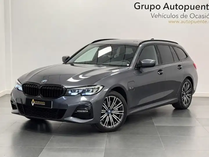 BMW Serie 3 330 e xDrive (G21) 2022, foto 6