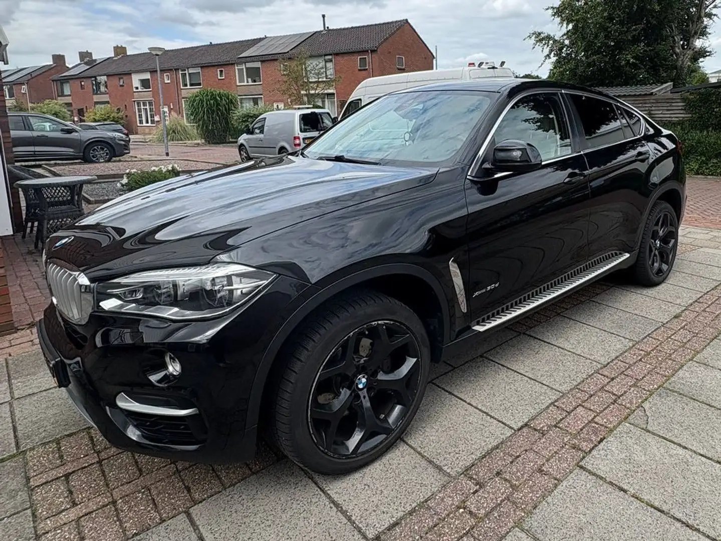 BMW X6 High Ex. Zwart - 2