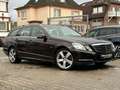 Mercedes-Benz E 220 CDI Kombi 1 HAND UNFALLFREI SCHECKHEFT AHK Brun - thumbnail 1