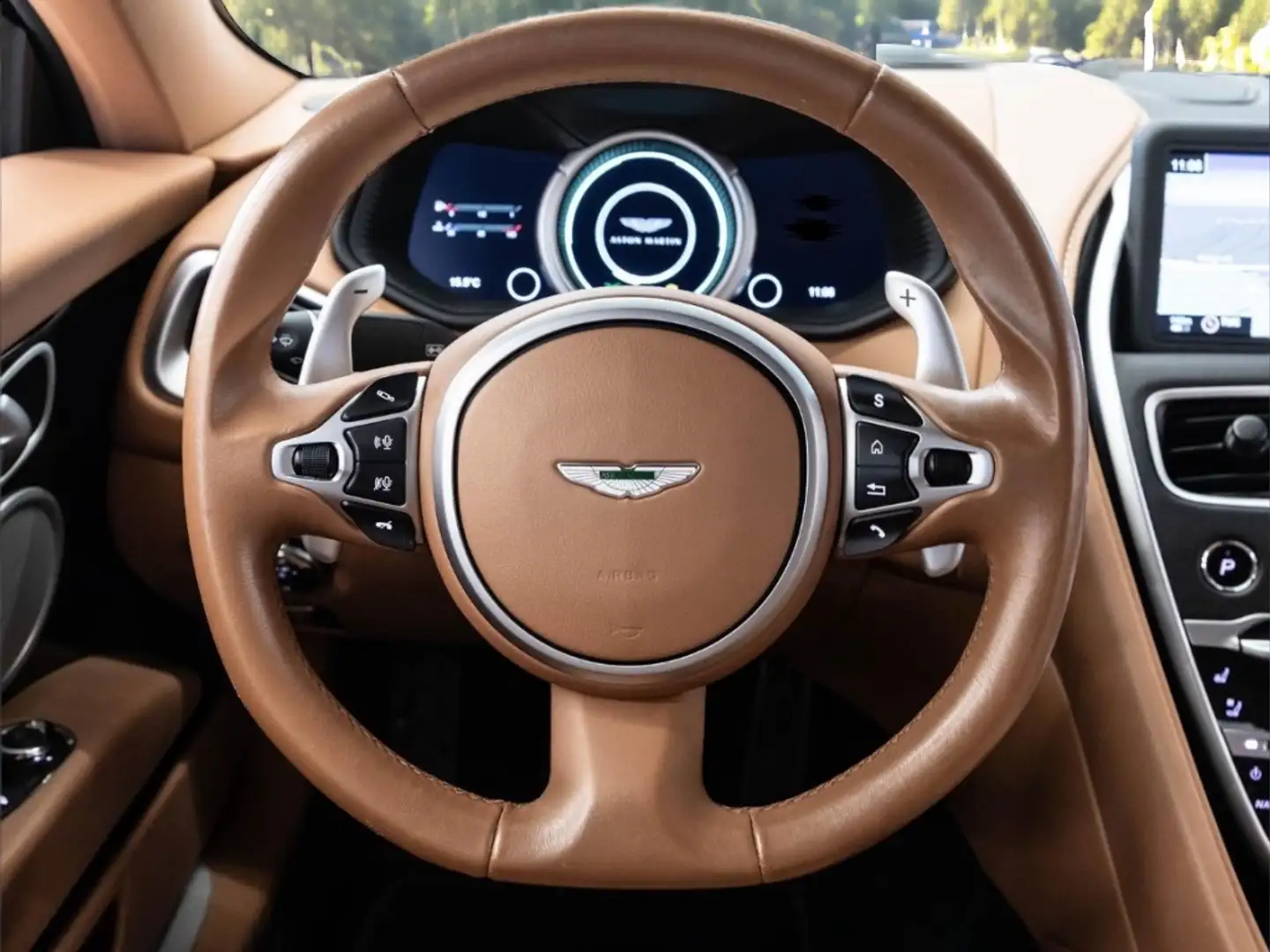 Aston Martin DB11 5.2 608 Azul - 2