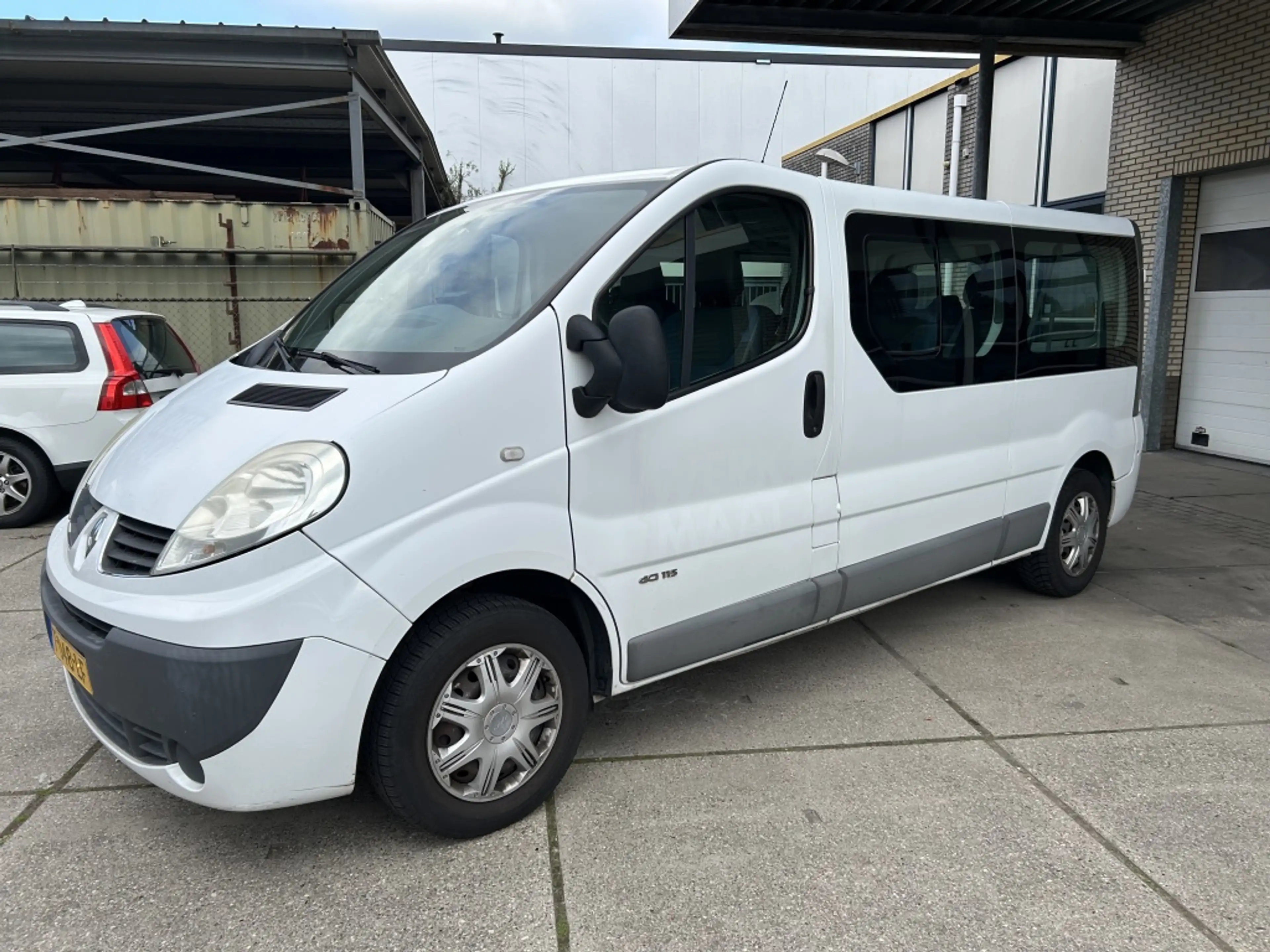 Renault Trafic Passenger 2.0 dCi T29L2H1 9 PERSOONS