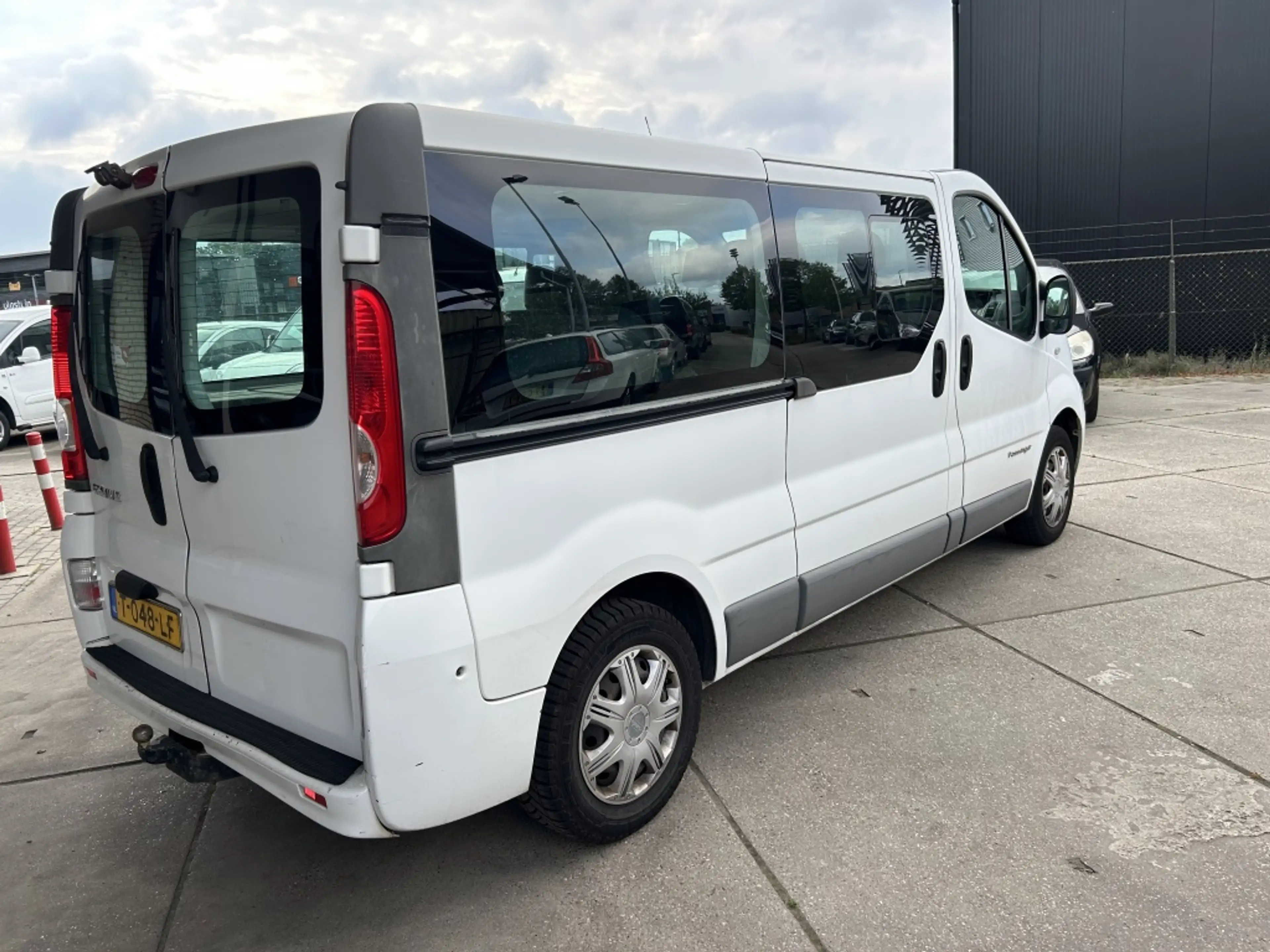 Renault Trafic Passenger 2.0 dCi T29L2H1 9 PERSOONS — photo 7