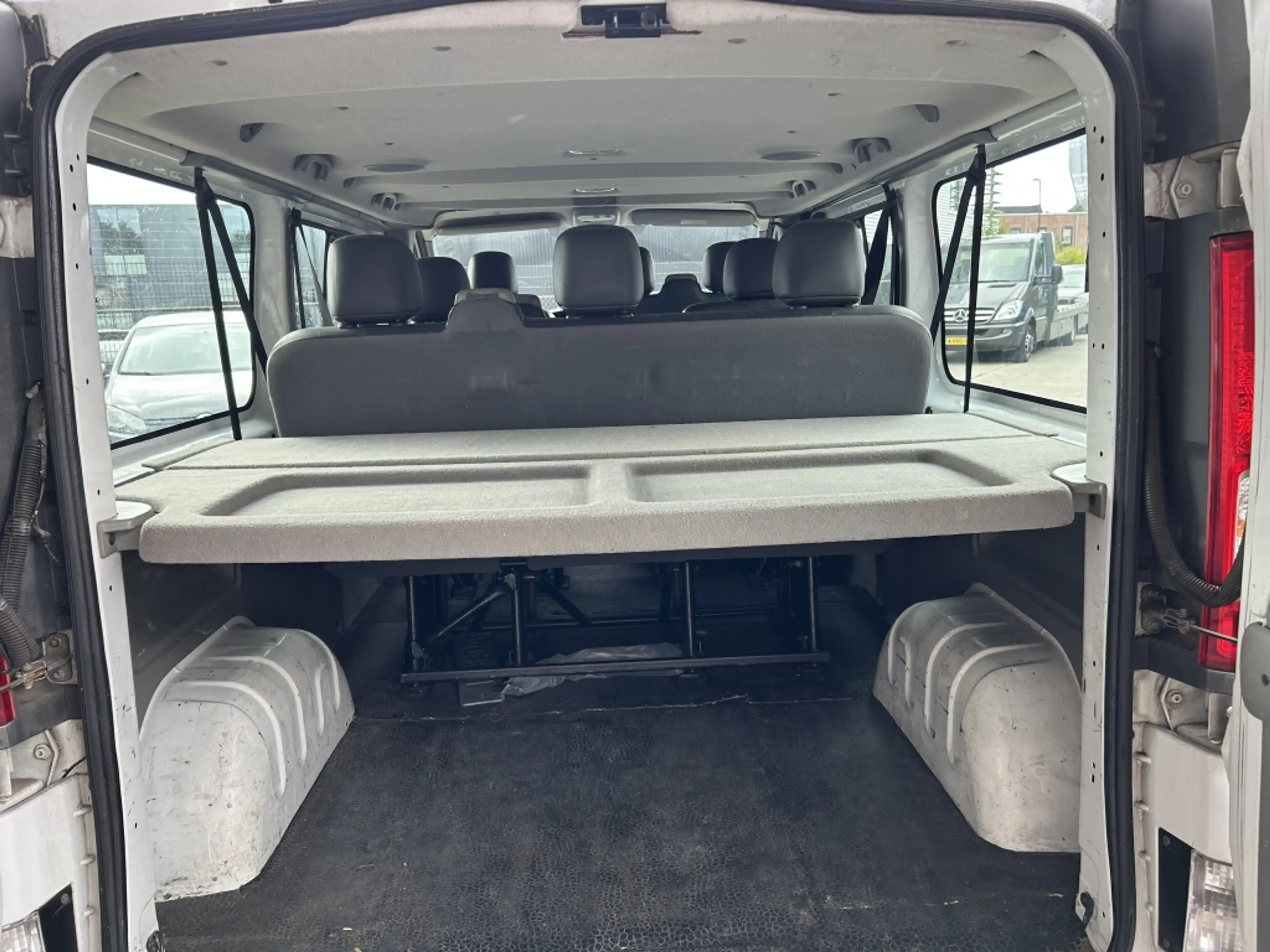 Renault Trafic Passenger 2.0 dCi T29L2H1 9 PERSOONS — photo 10