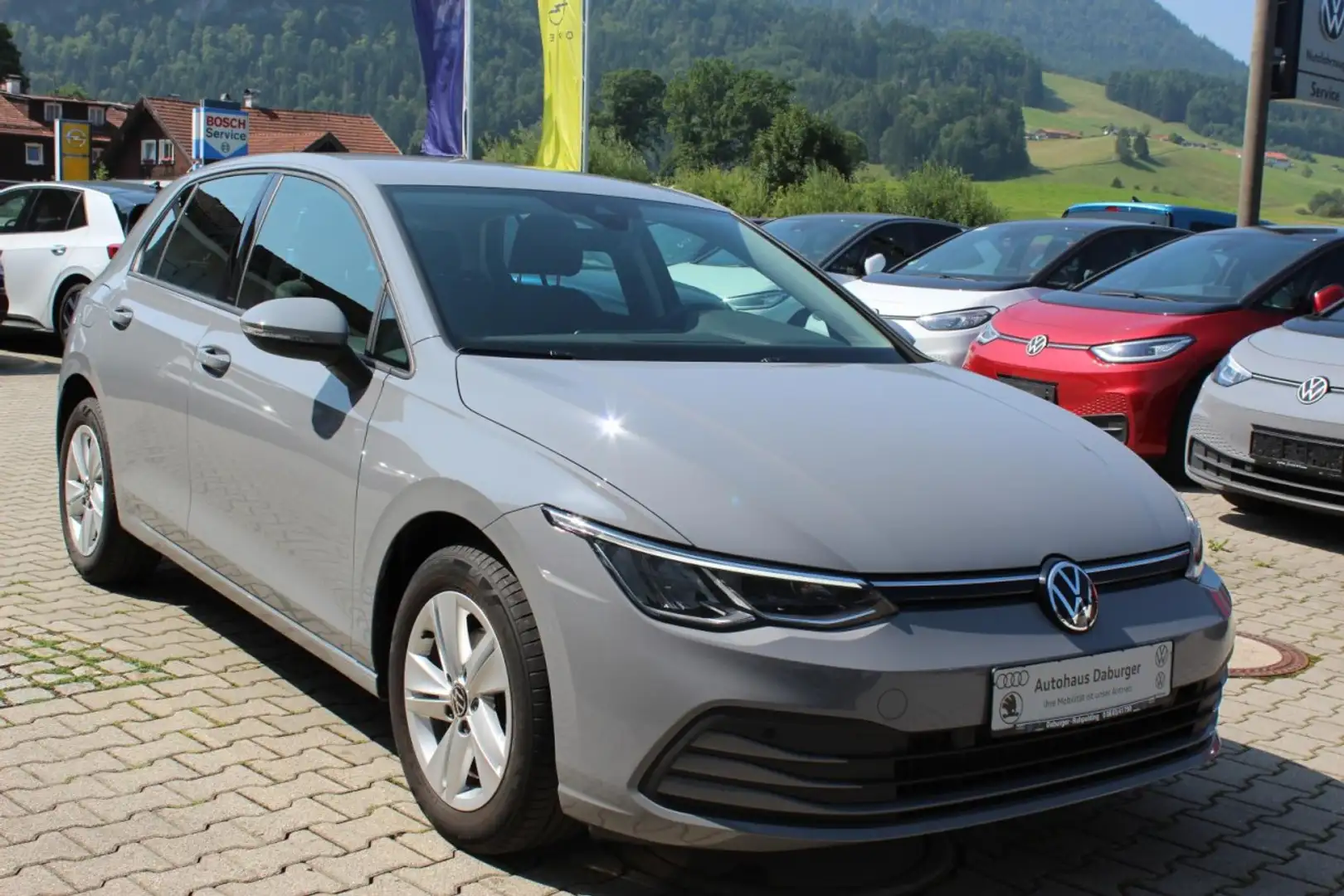 Volkswagen Golf VIII 1.5 eTSI Life ACC+LED+SITZHEIZUNG Klima Grigio - 2
