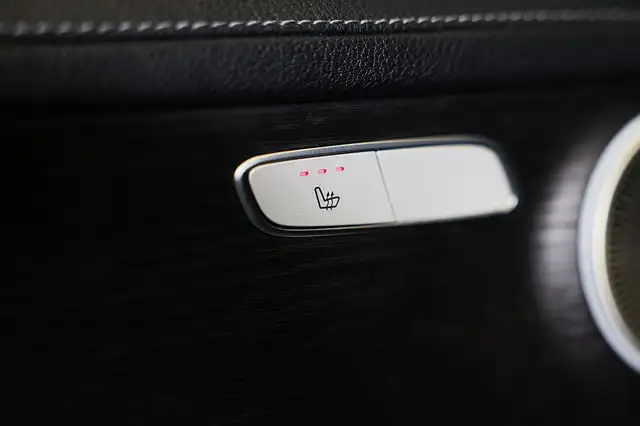 Mercedes-Benz GLC view 27