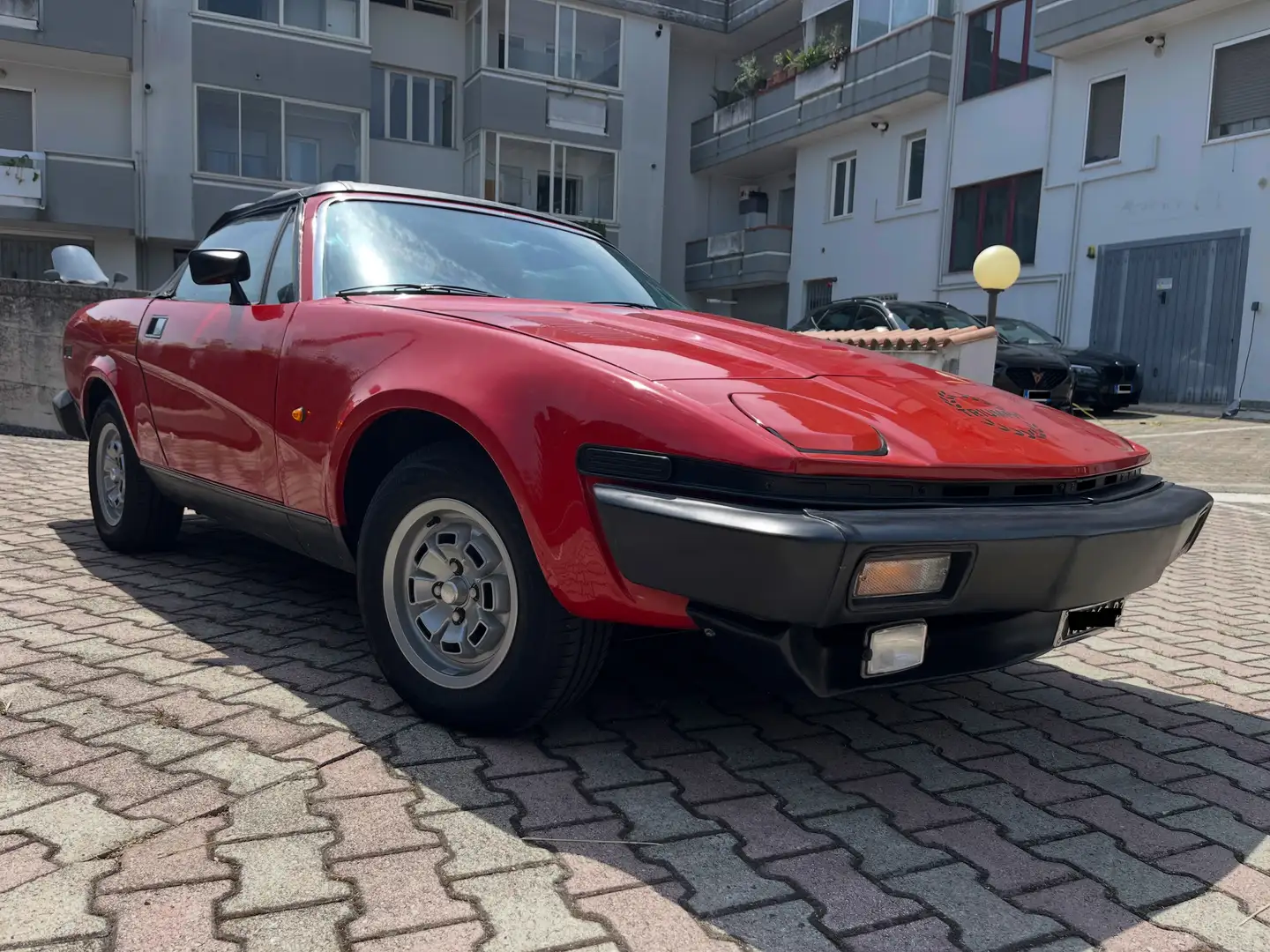 Triumph TR7 Cabrio (ASI) Rot - 2
